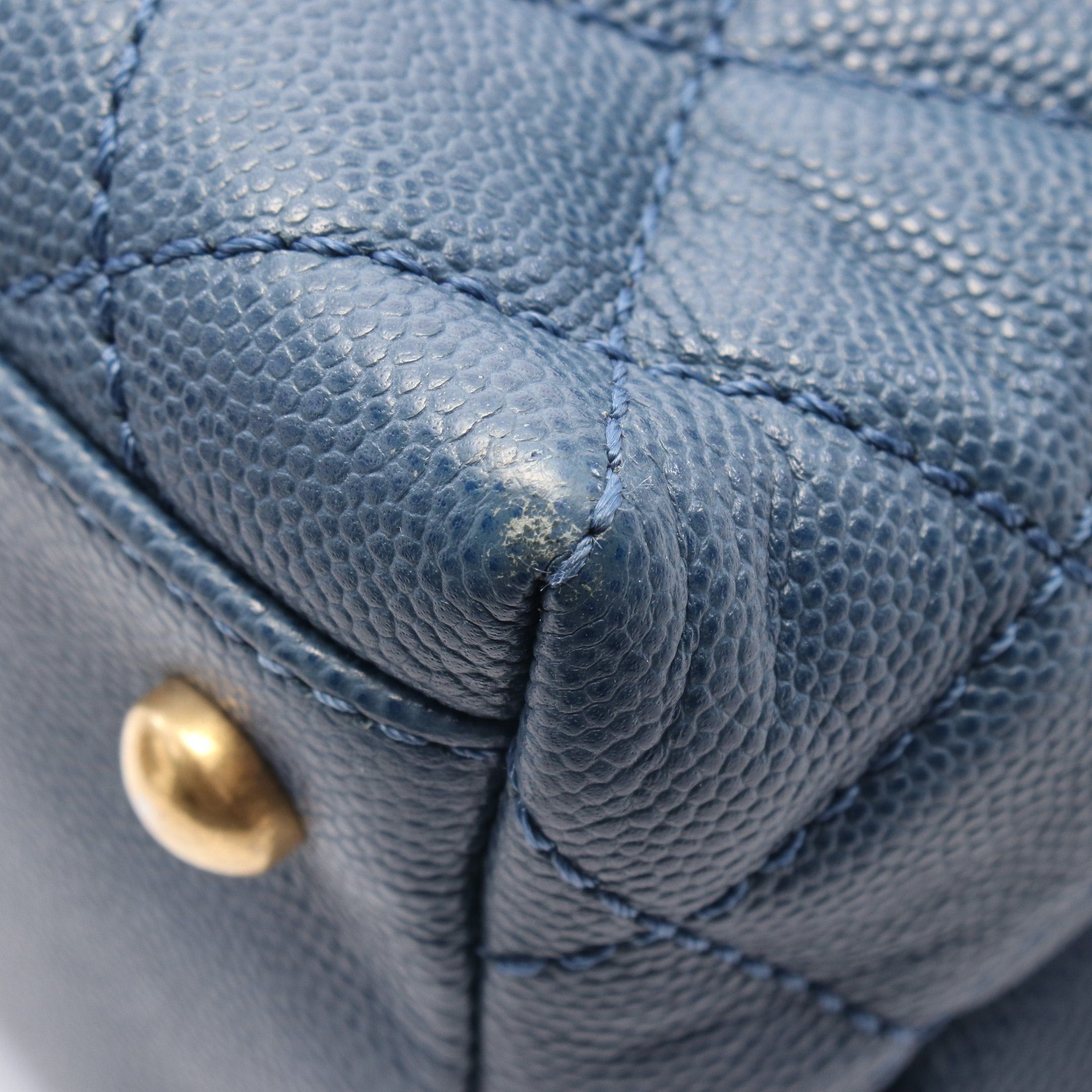 Chanel Chanel Coco Handle 29 Top Flap Bag Matelasse Handbag Caviar Skin Blue Gold Hardware Size ONE SIZE - 8 Thumbnail