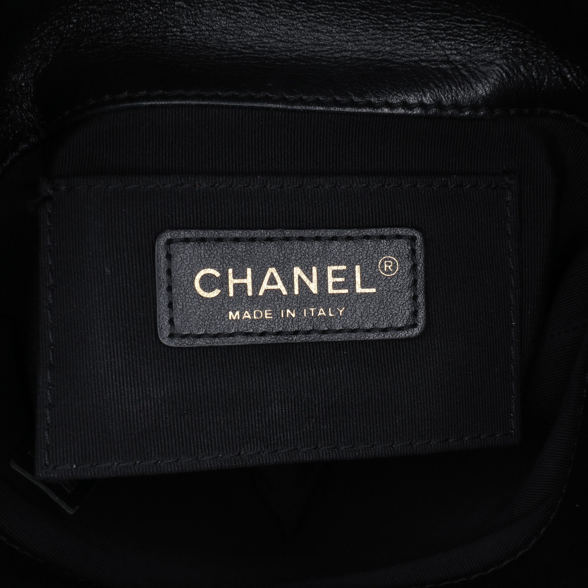 Chanel Chanel Quilted Chevron Lambskin Handle with Chic Bucket Bag Size ONE SIZE - 5 Thumbnail