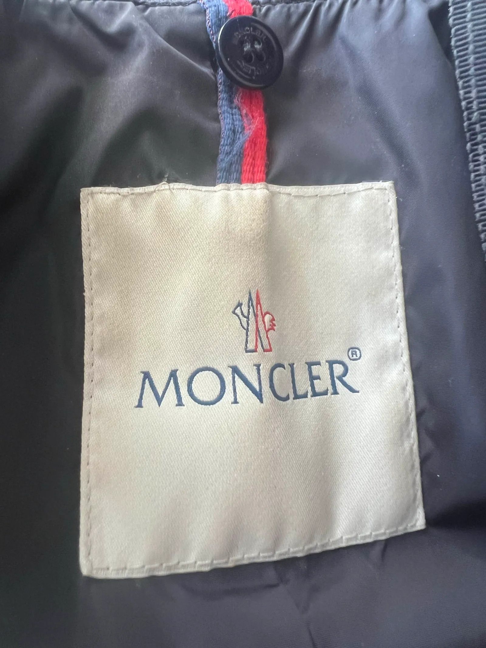 Moncler Moncler Jacket Size M / US 6-8 / IT 42-44 - 2 Thumbnail