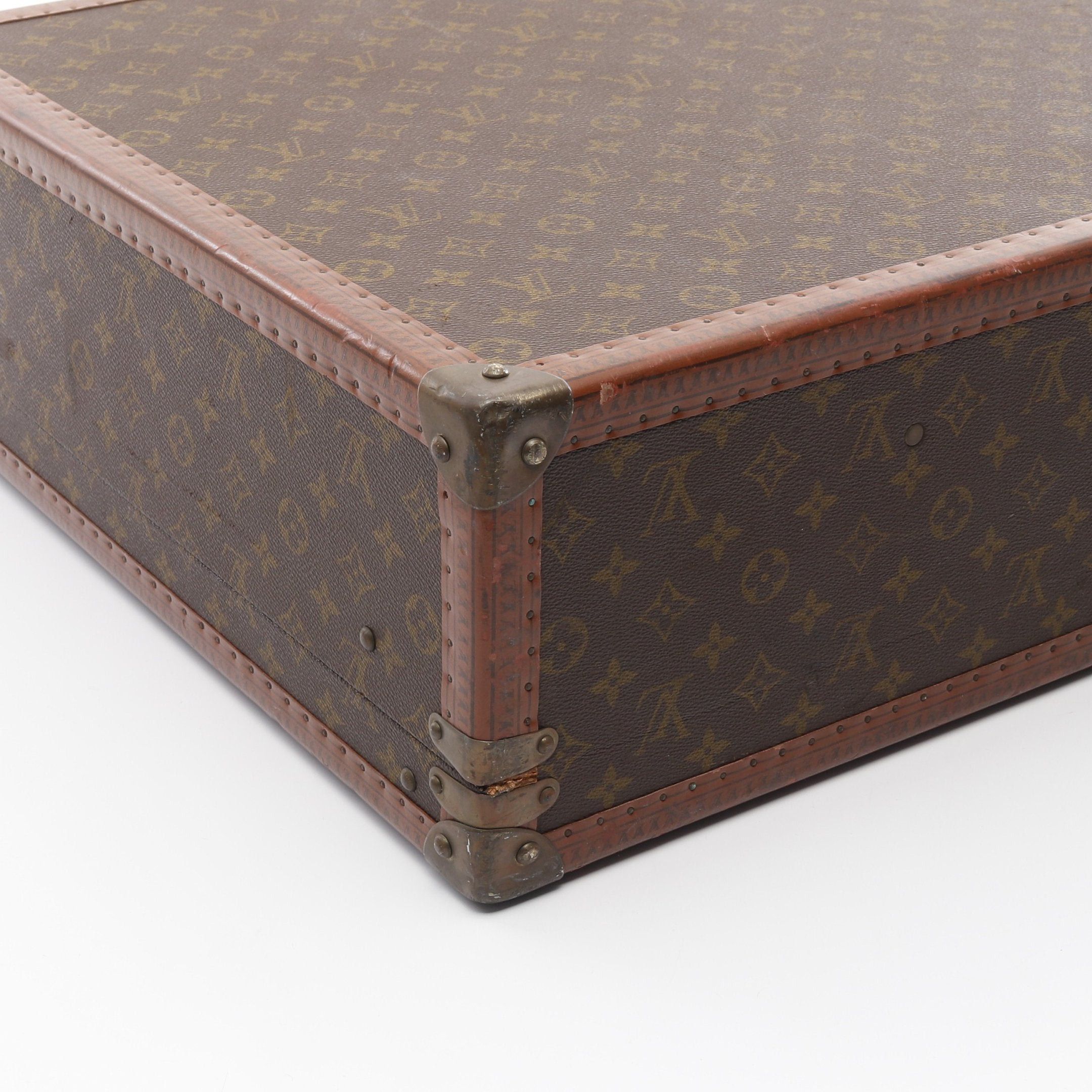 Louis Vuitton Louis Vuitton Bisten 70 Monogram Trunk Suitcase Leather Brown Size ONE SIZE - 6 Thumbnail