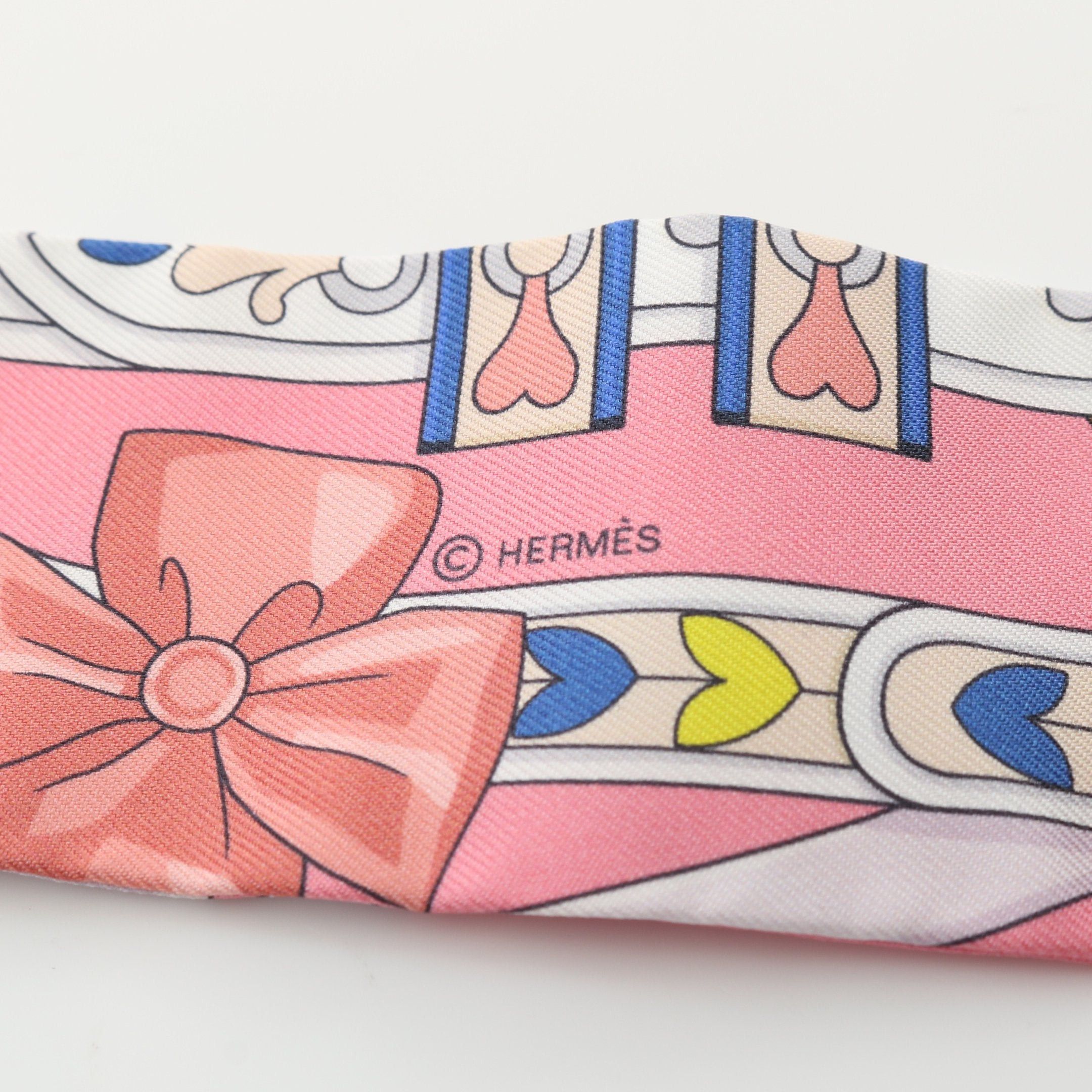 Hermes Hermes Twilly Harnais De Coeur Scarf Silk Pink Multicolor Size ONE SIZE - 2 Thumbnail