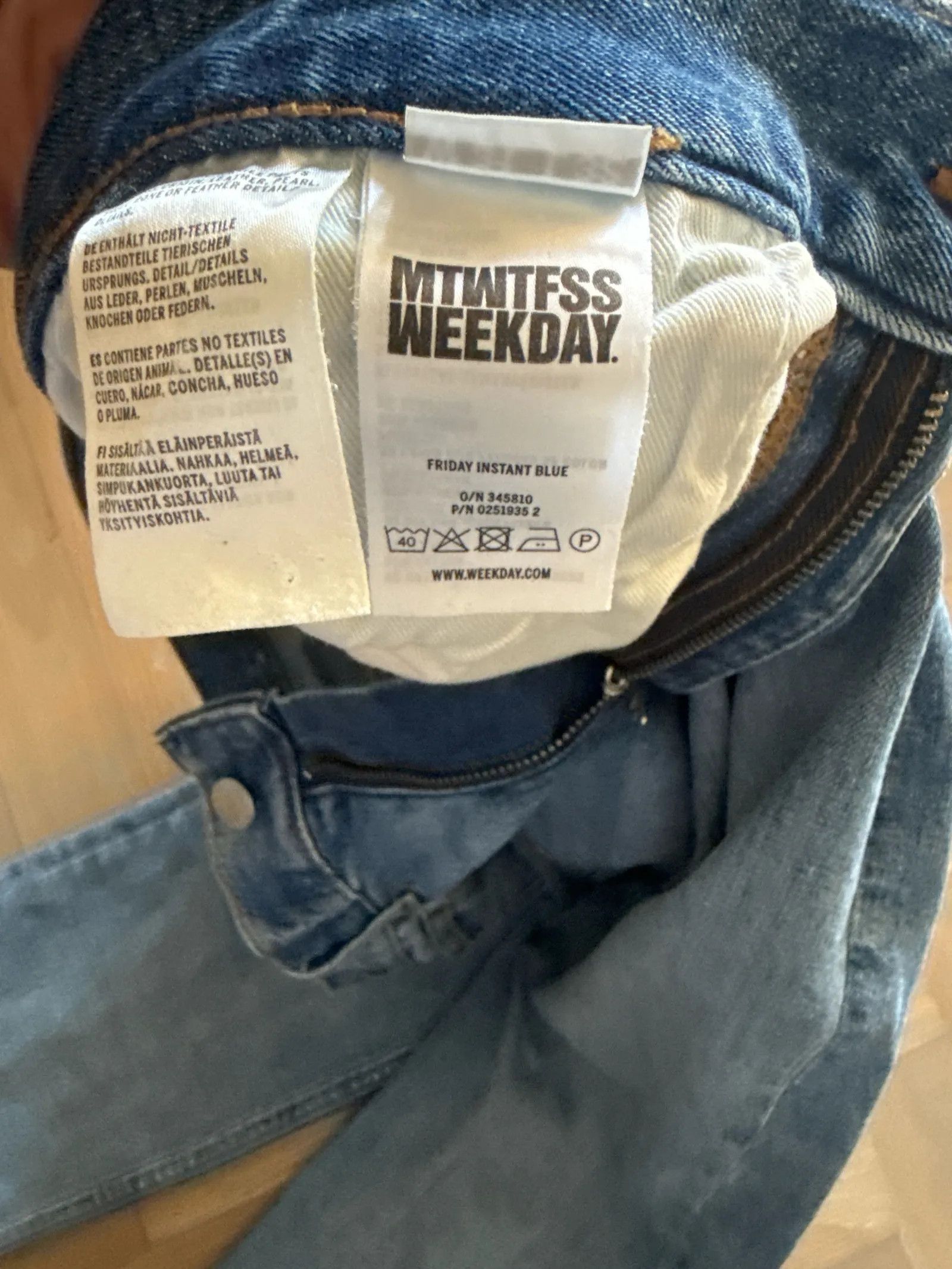 Weekday Weekday Friday Instant Blue Jeans Size US 31 - 2 Thumbnail