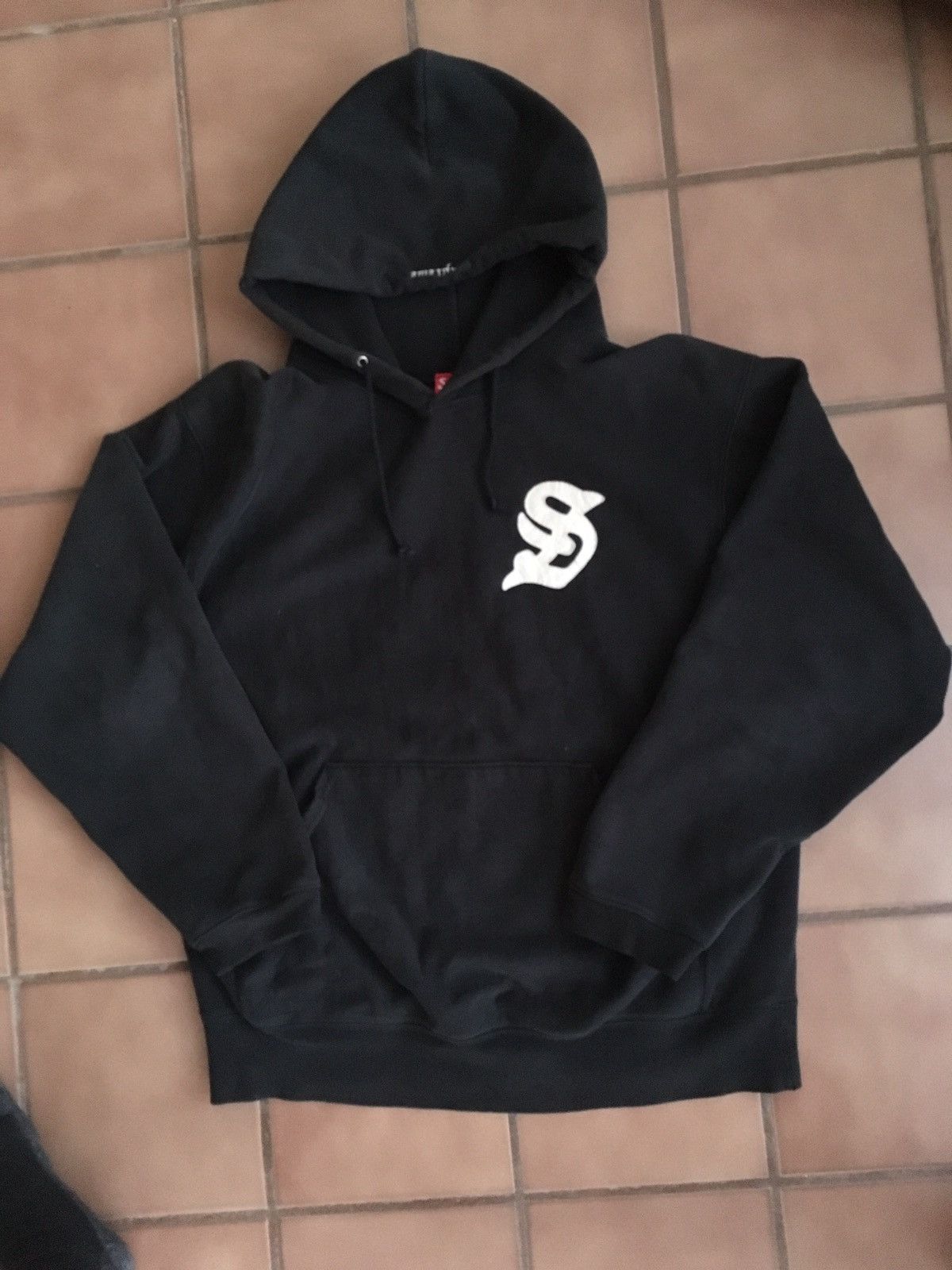 Supreme Vintage 1996 Supreme Gothic S Logo Hoodie | Grailed