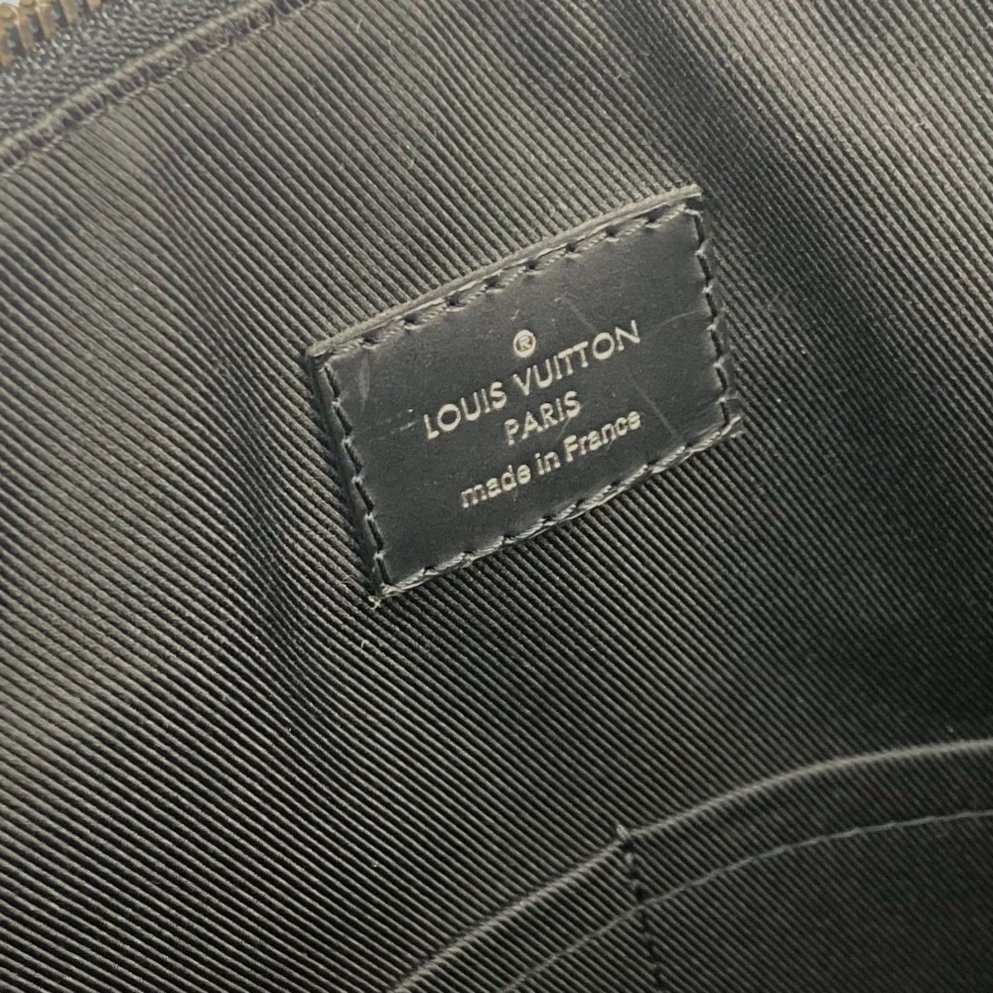 Louis Vuitton Louis Vuitton Explorer tote Size ONE SIZE - 13 Thumbnail