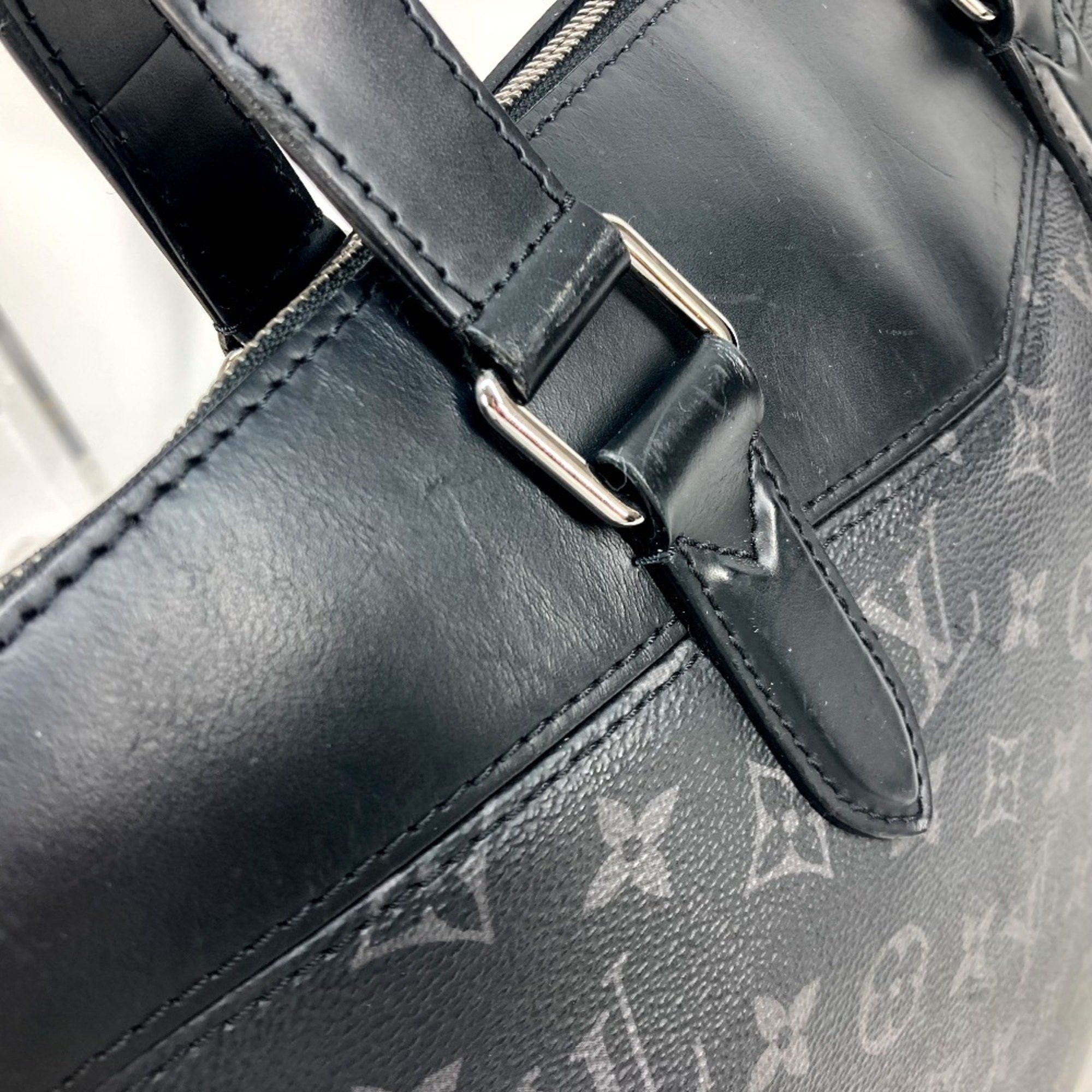 Louis Vuitton Louis Vuitton Explorer tote Size ONE SIZE - 14 Thumbnail
