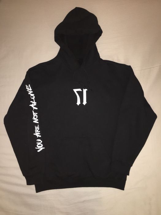 17 discount hoodie x