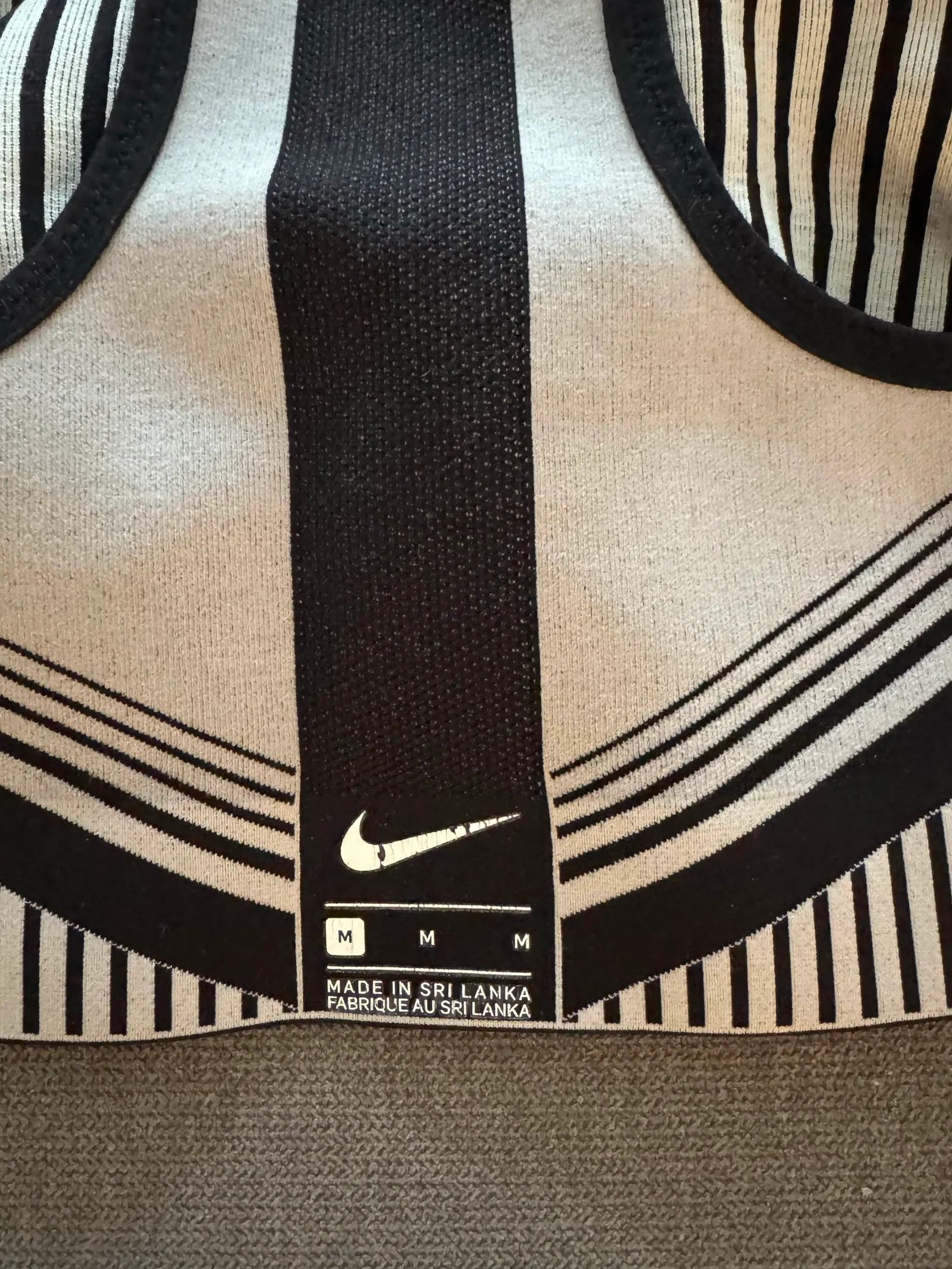 Nike Nike Sweater Size M / US 6-8 / IT 42-44 - 2 Thumbnail