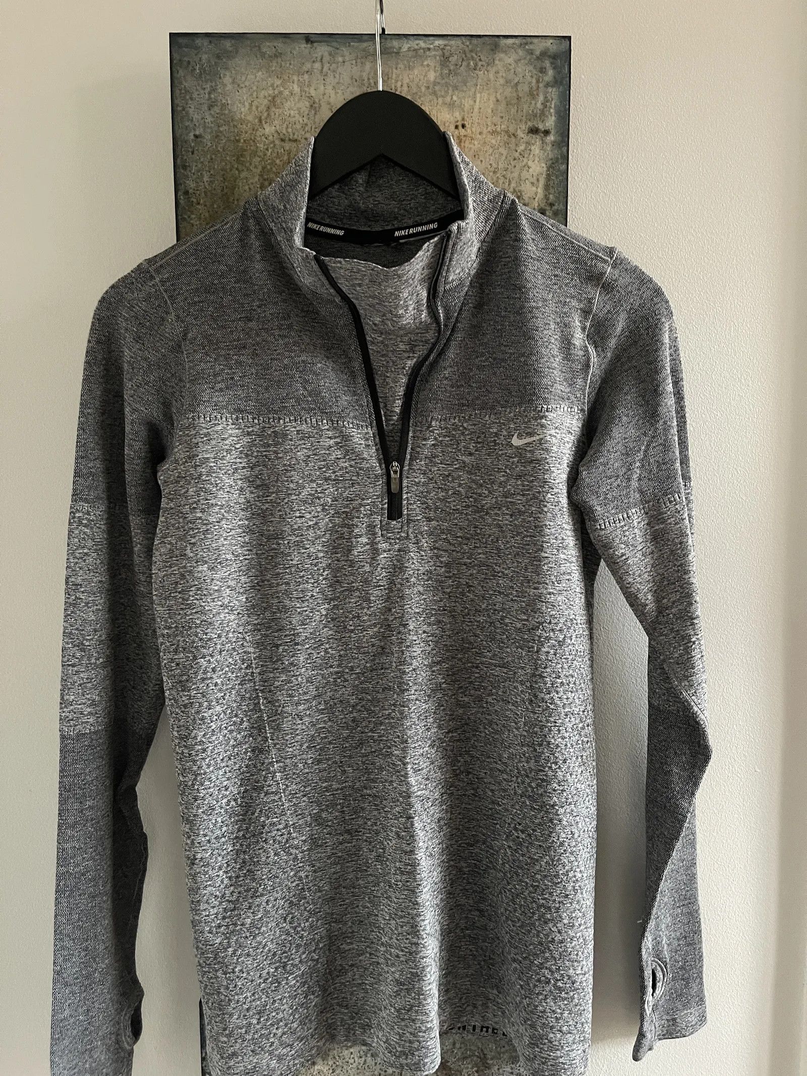 Nike Nike Nike Sweater Size S / US 4 / IT 40 - 2 Thumbnail