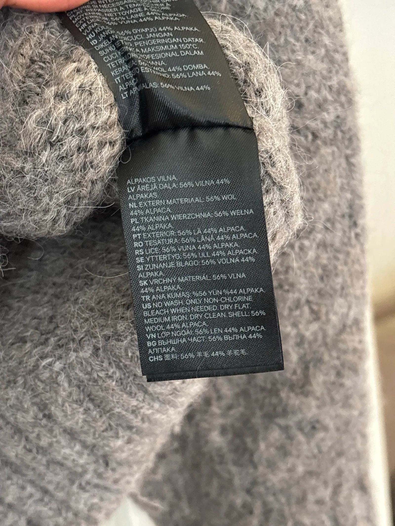 H&M H&M Sweater Size S / US 4 / IT 40 - 3 Thumbnail