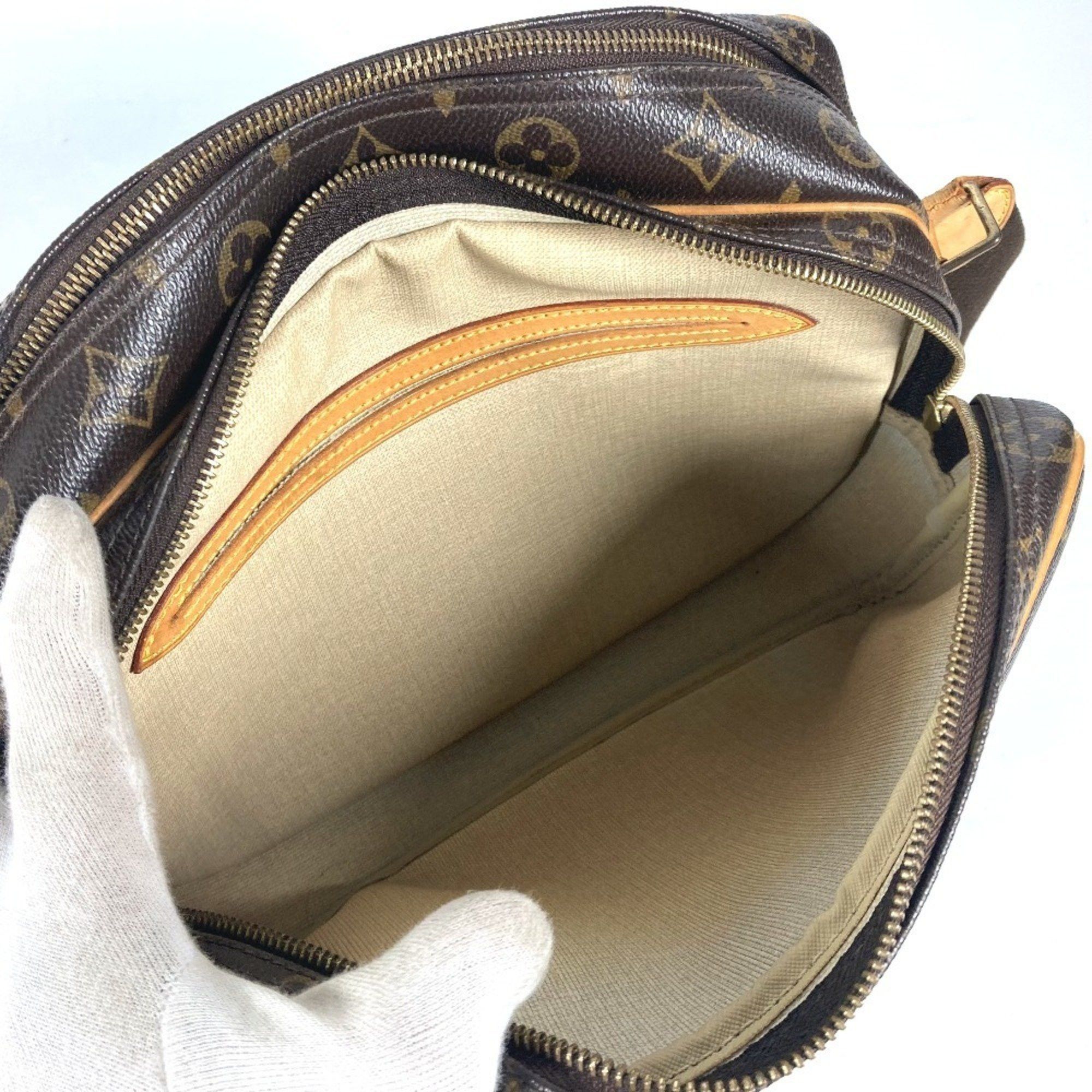 Louis Vuitton Louis Vuitton Reporter pm shoulder Size ONE SIZE - 18 Thumbnail