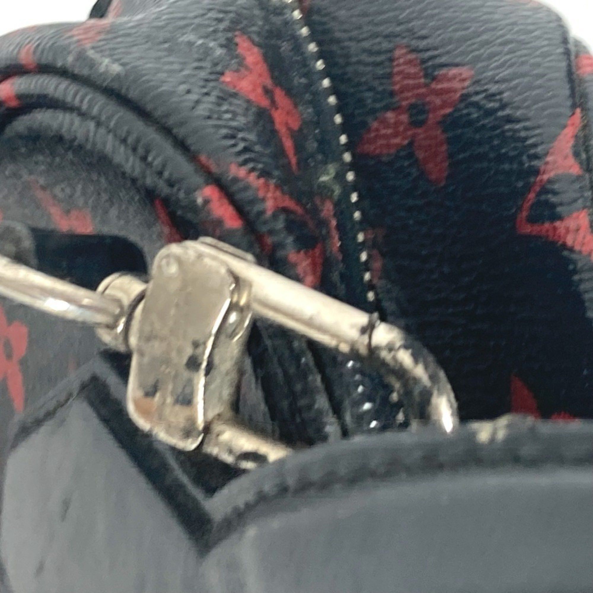 Louis Vuitton Louis Vuitton Dora shoulder Size ONE SIZE - 12 Thumbnail