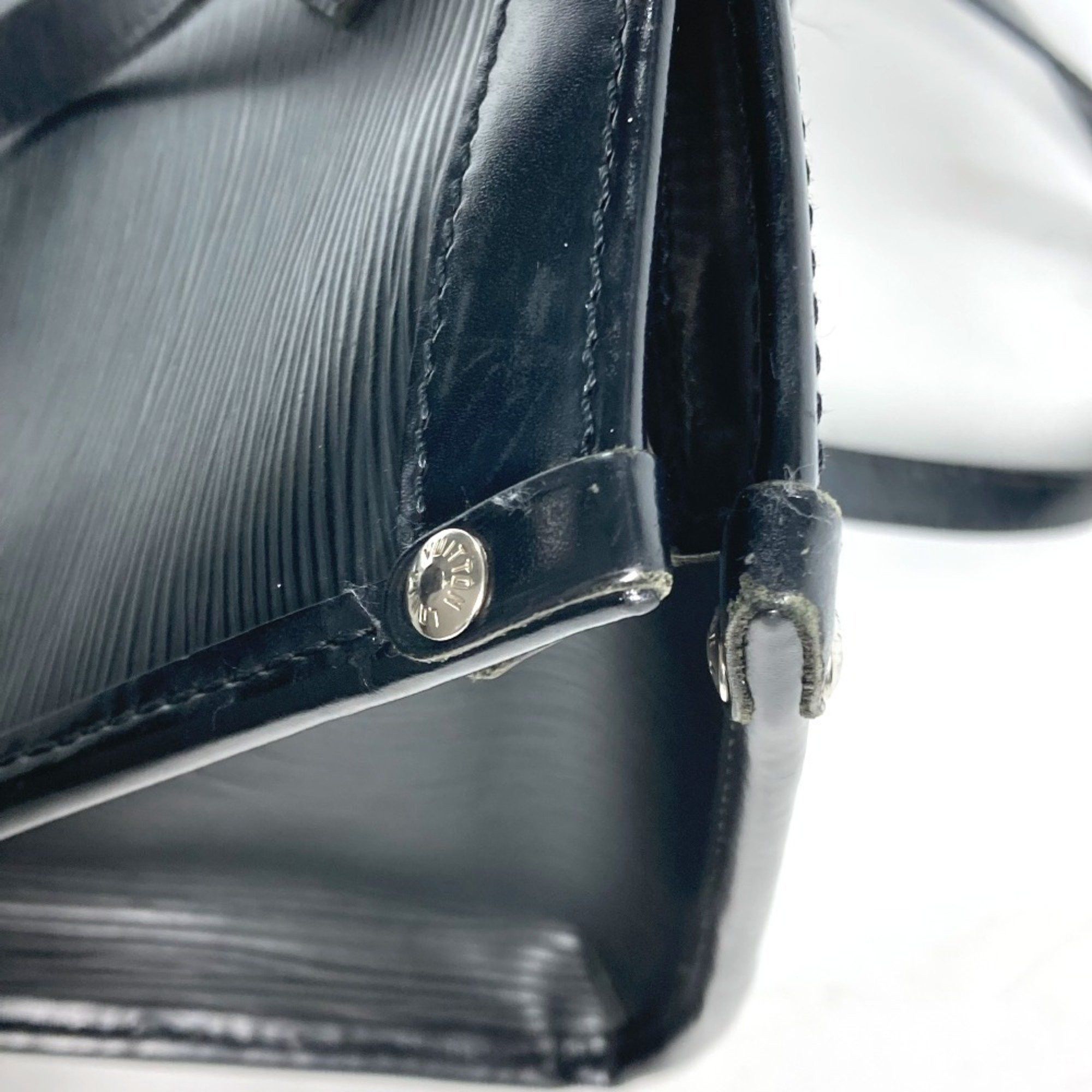Louis Vuitton Louis Vuitton Madeleine shoulder Size ONE SIZE - 16 Thumbnail