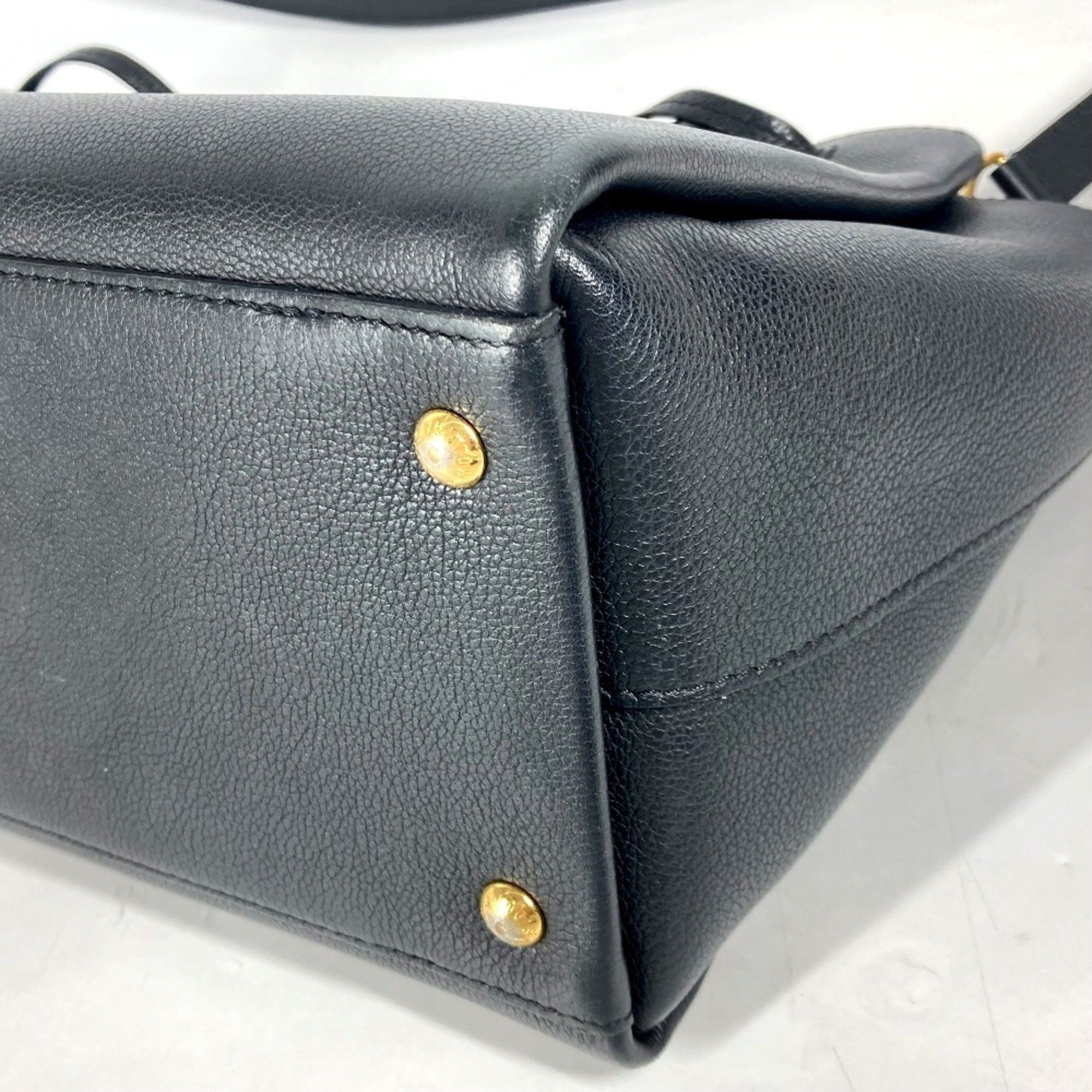 Louis Vuitton Louis Vuitton Lockmeto handbag Size ONE SIZE - 8 Thumbnail