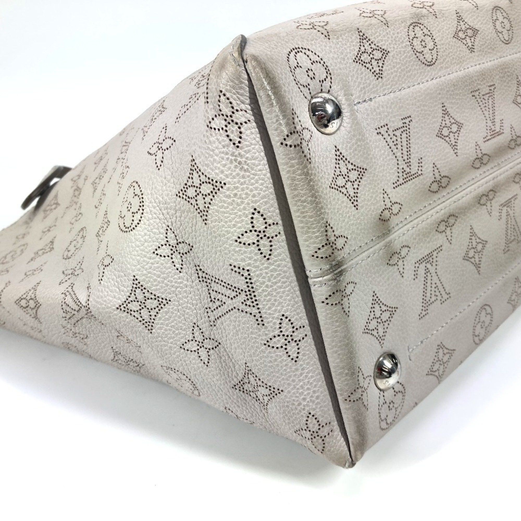 Louis Vuitton Louis Vuitton Mahina shoulder Size ONE SIZE - 8 Thumbnail