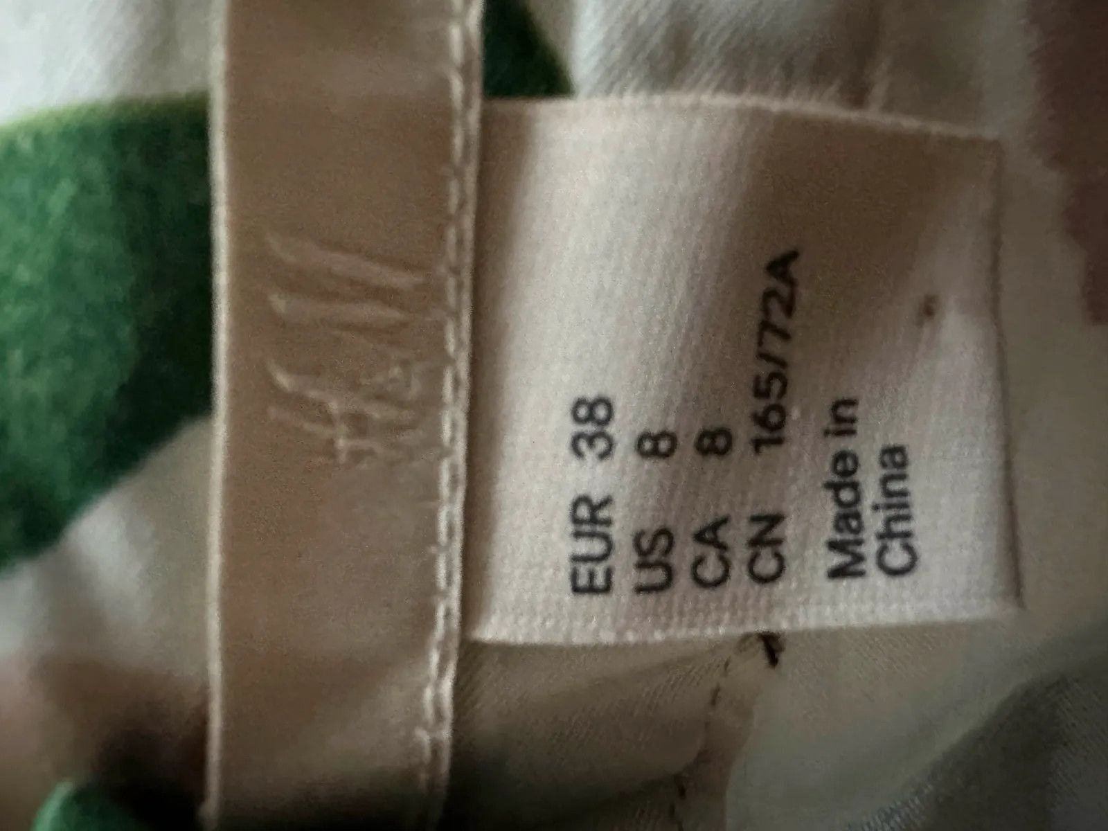 H&M H&M Trend Skirt Size 27" / US 4 / IT 40 - 2 Thumbnail