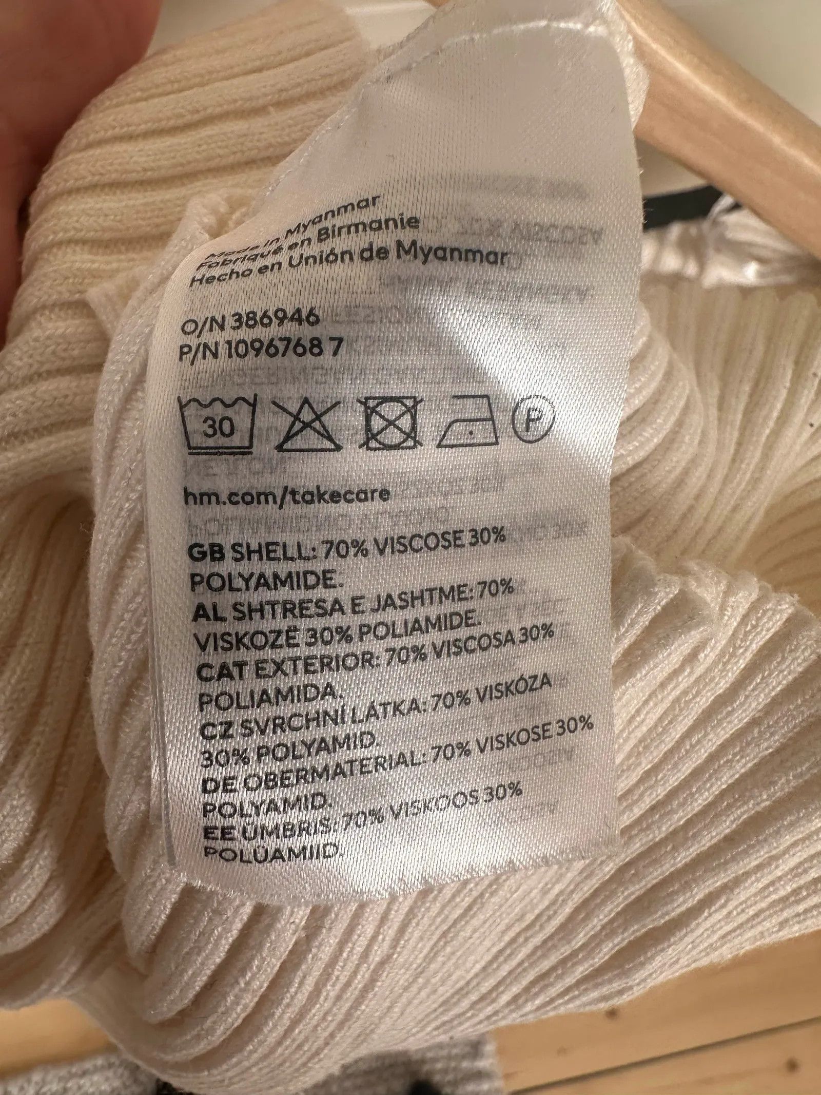 H&M H&M Sweater Size S / US 4 / IT 40 - 3 Thumbnail