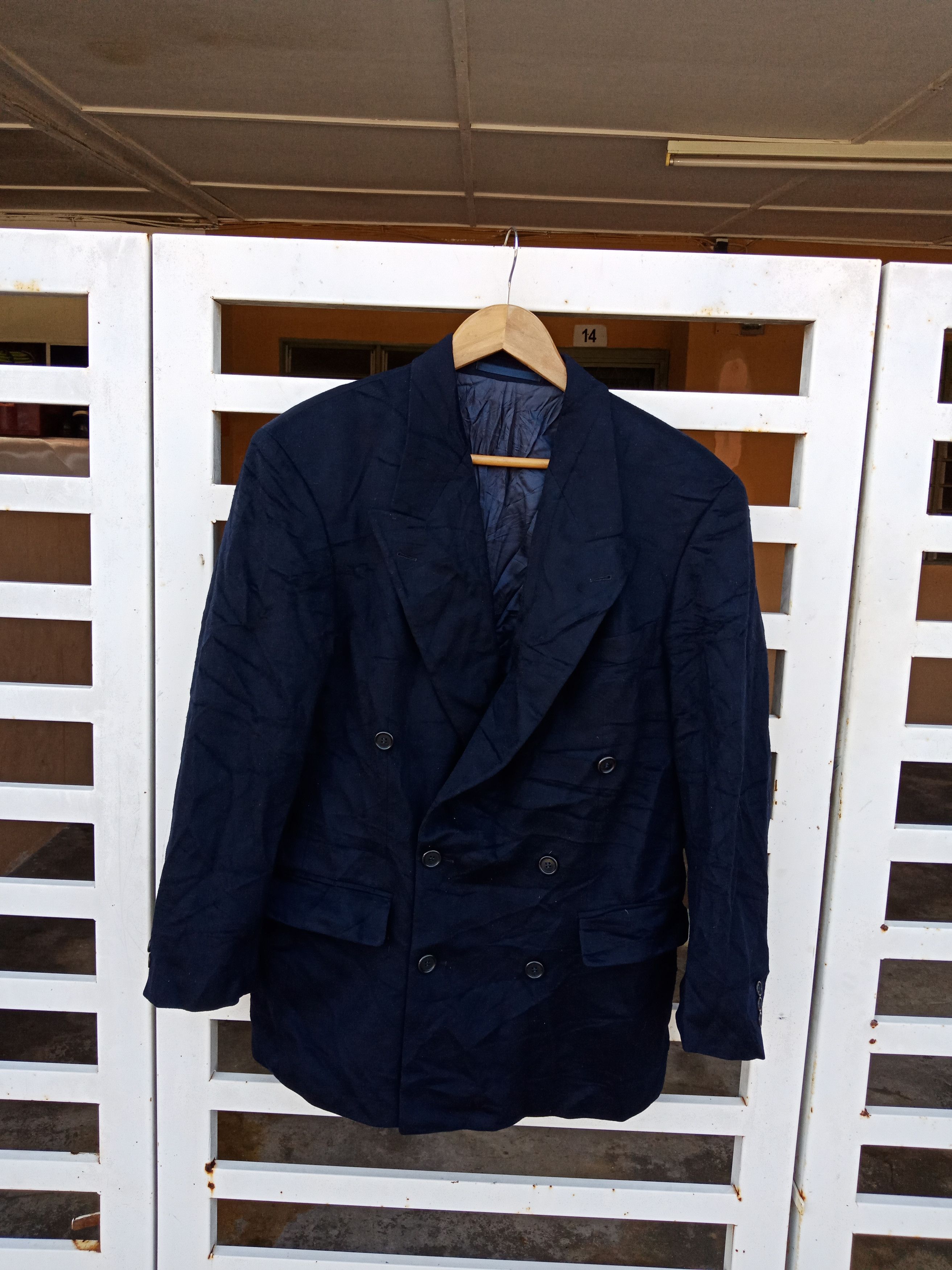 Hugo Hugo Boss Wool Coat Made in Germany Size US M / EU 48-50 / 2 - 1 Thumbnail