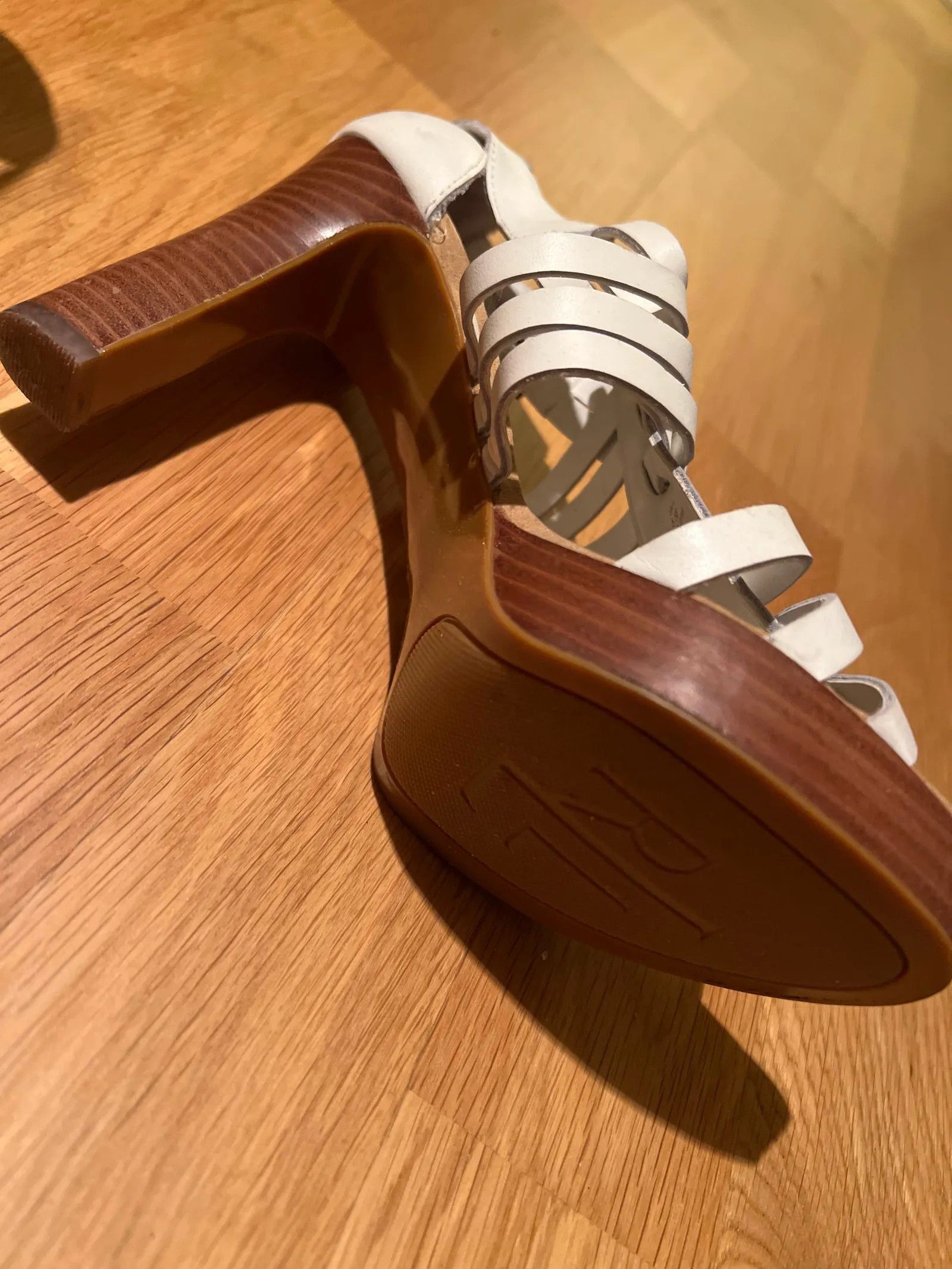 Ralph Lauren Ralph Lauren Safia Heels Size US 6 / IT 36 - 3 Thumbnail