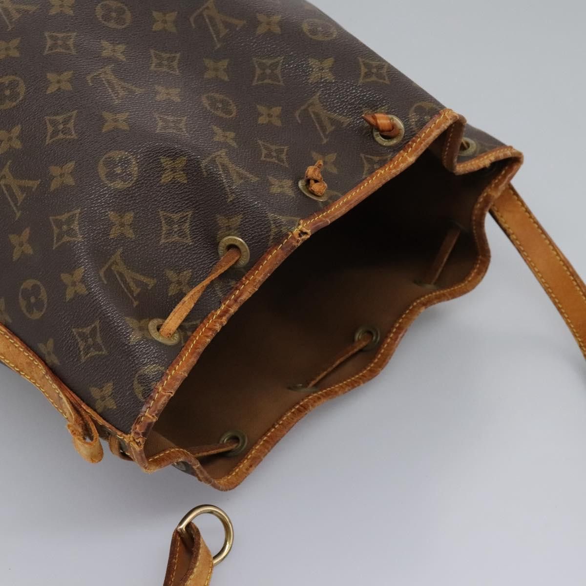 Shoulder Bag Louis Vuitton Noe M42224 Louis Vuitton Monogram Noe 