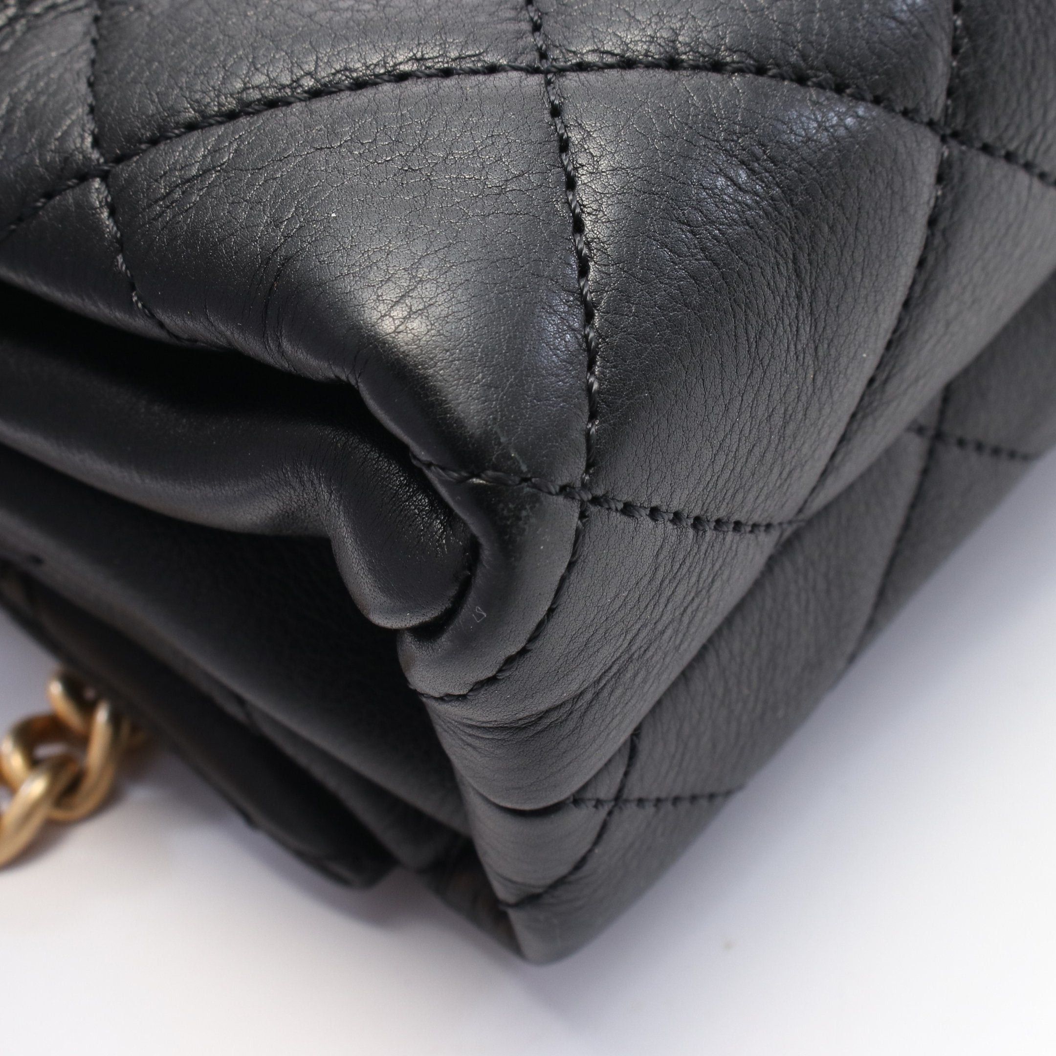 Chanel Chanel Matelasse Chain Shoulder Bag Lambskin Black Gold Hardware Size ONE SIZE - 7 Thumbnail