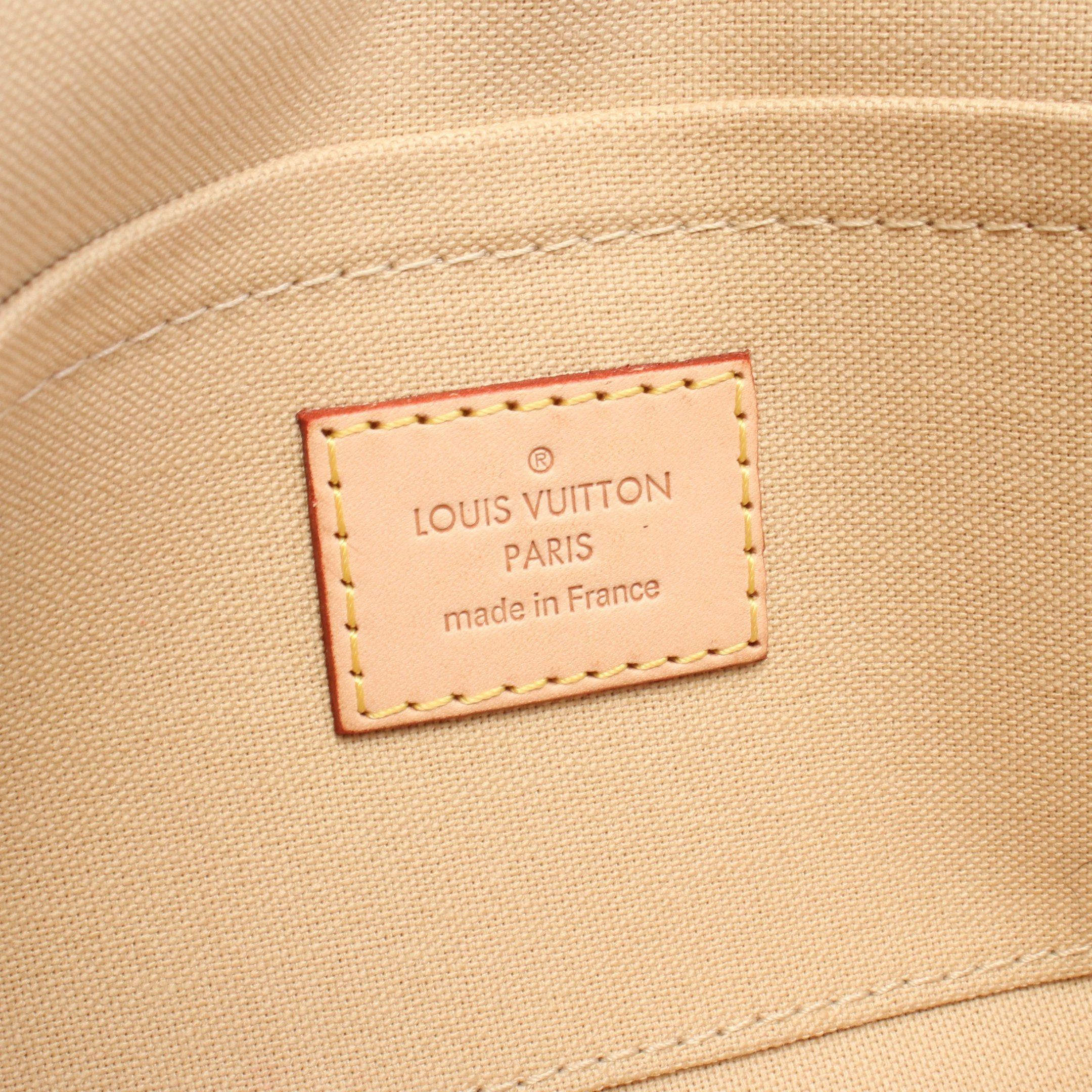 Louis Vuitton Louis Vuitton Favorite Pm Damier Azur Chain Handbag Leather White Size ONE SIZE - 4 Thumbnail