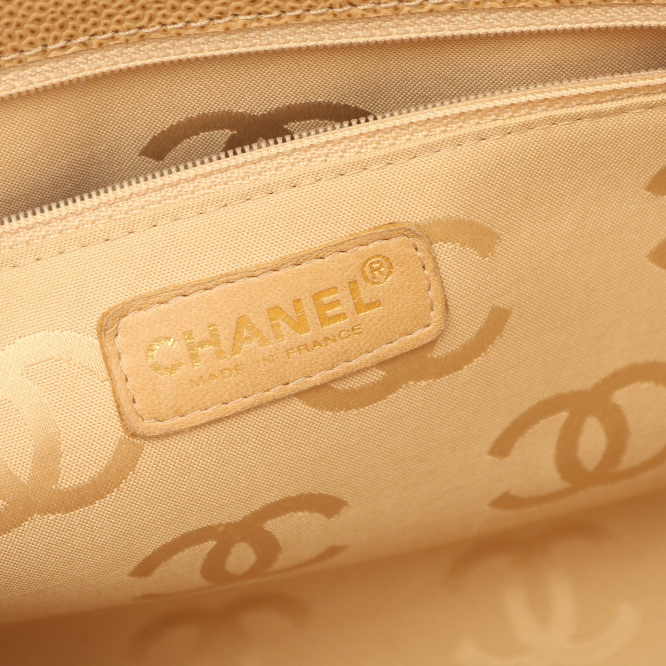 Chanel Chanel Chocolate Bar Shoulder Bag Tote Caviar Skin Beige Gold Hardware Size ONE SIZE - 4 Thumbnail