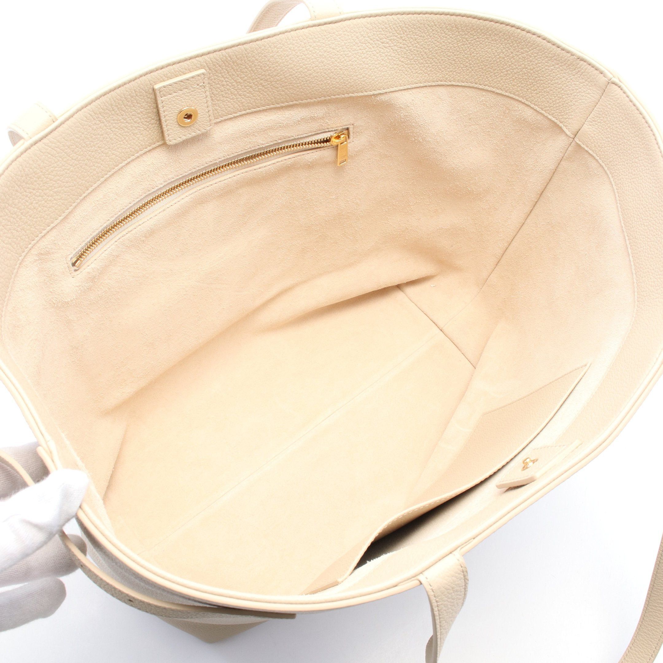 Celine Celine Medium Hippopotamus Anais Cuill Triomphe Shoulder Bag Tote Leather Ivory Size ONE SIZE - 3 Thumbnail
