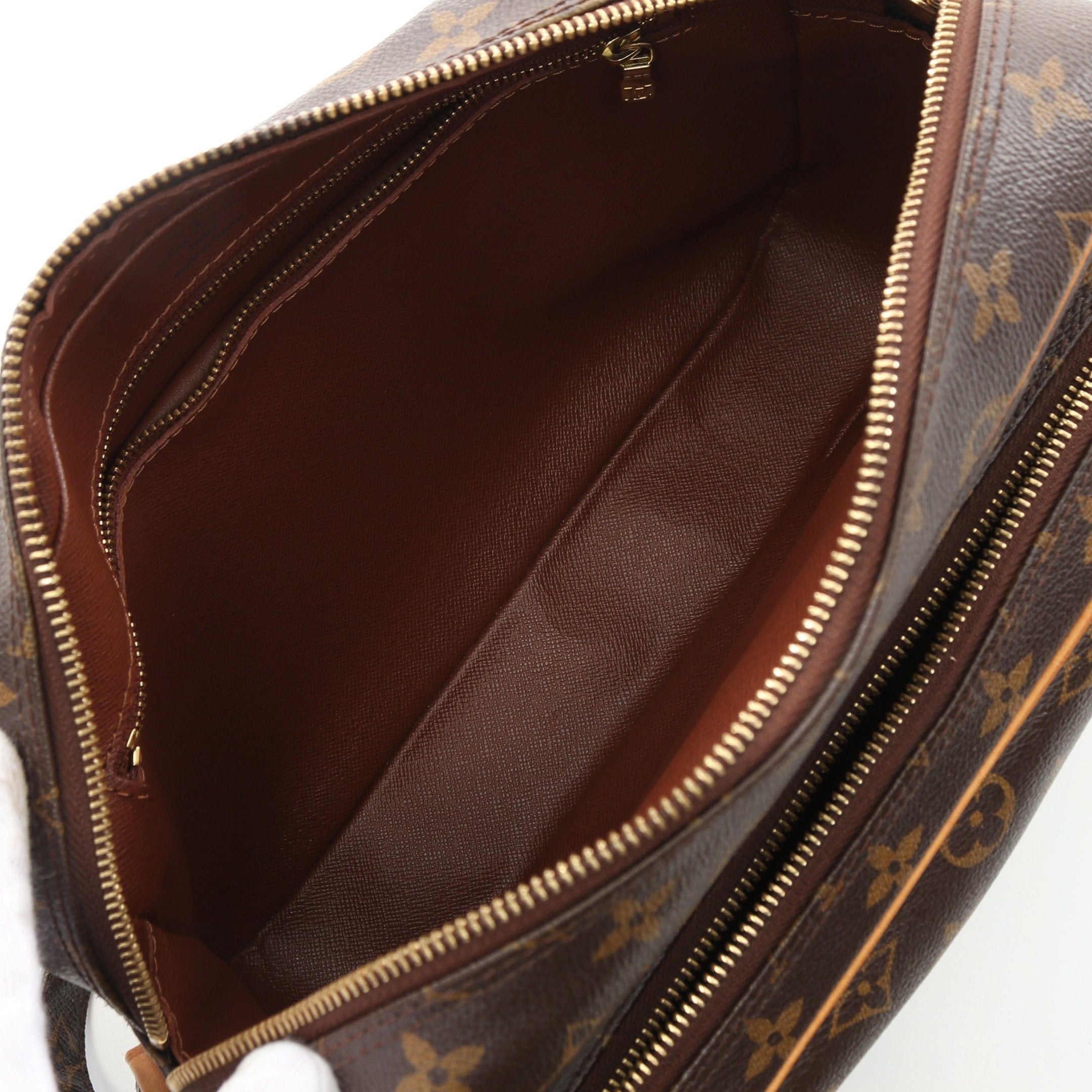 Louis Vuitton Louis Vuitton Nil Monogram Shoulder Bag Leather Brown Size ONE SIZE - 3 Thumbnail