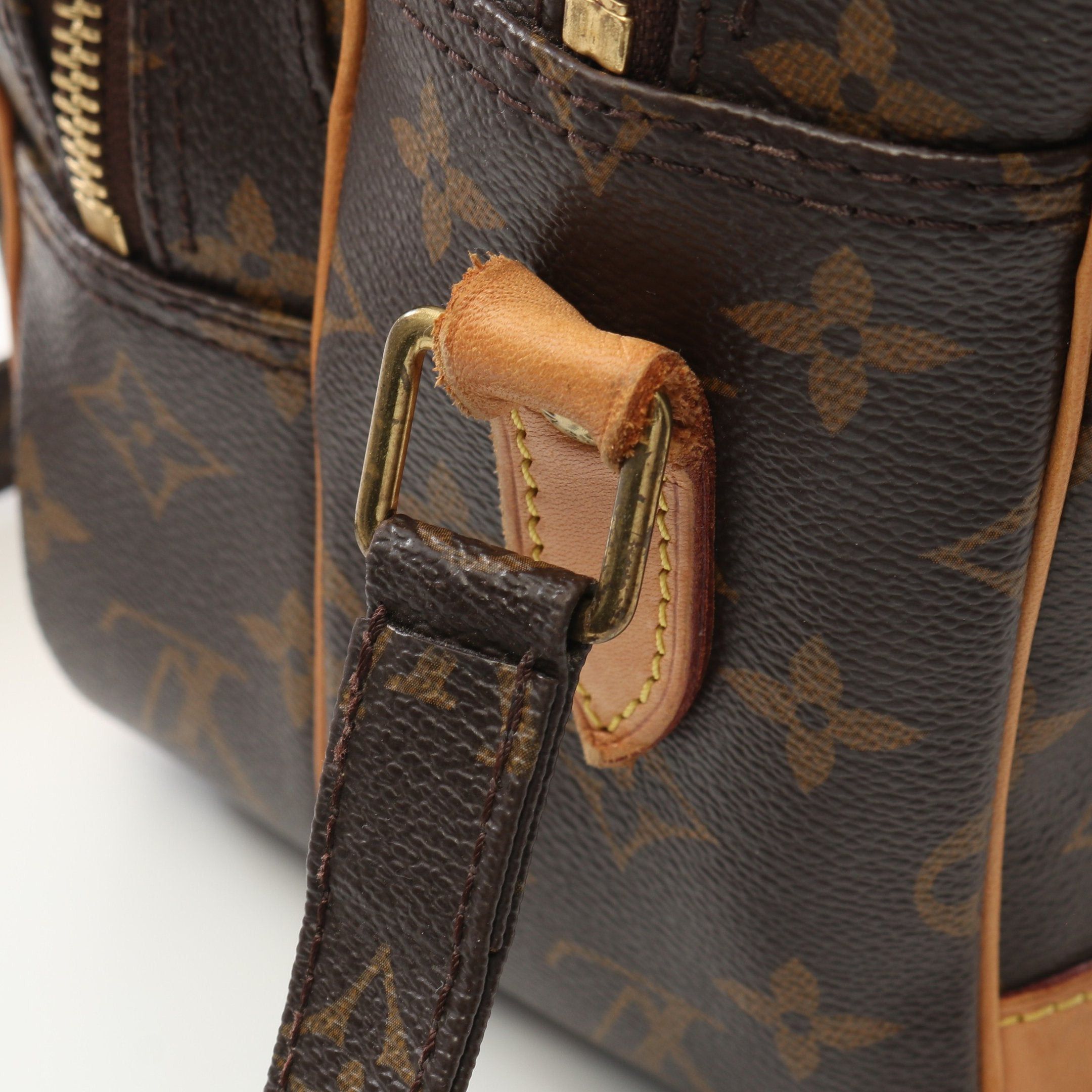 Louis Vuitton Louis Vuitton Nil Monogram Shoulder Bag Leather Brown Size ONE SIZE - 8 Thumbnail