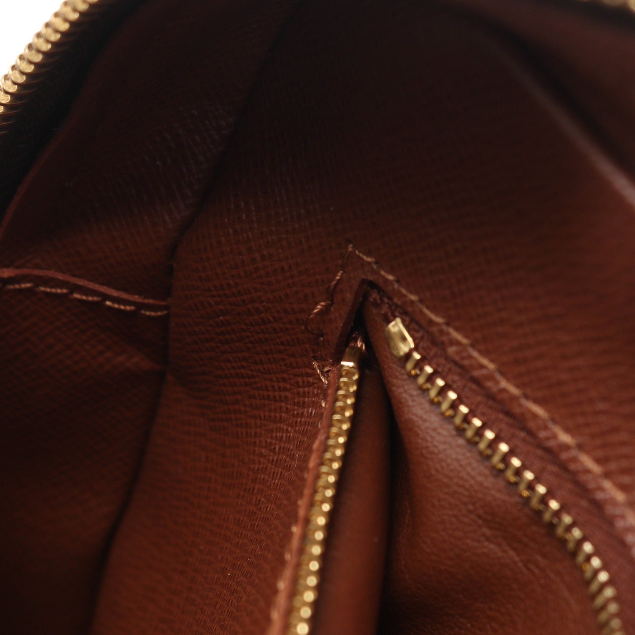 Louis Vuitton Louis Vuitton Nil Monogram Shoulder Bag Leather Brown Size ONE SIZE - 12 Thumbnail