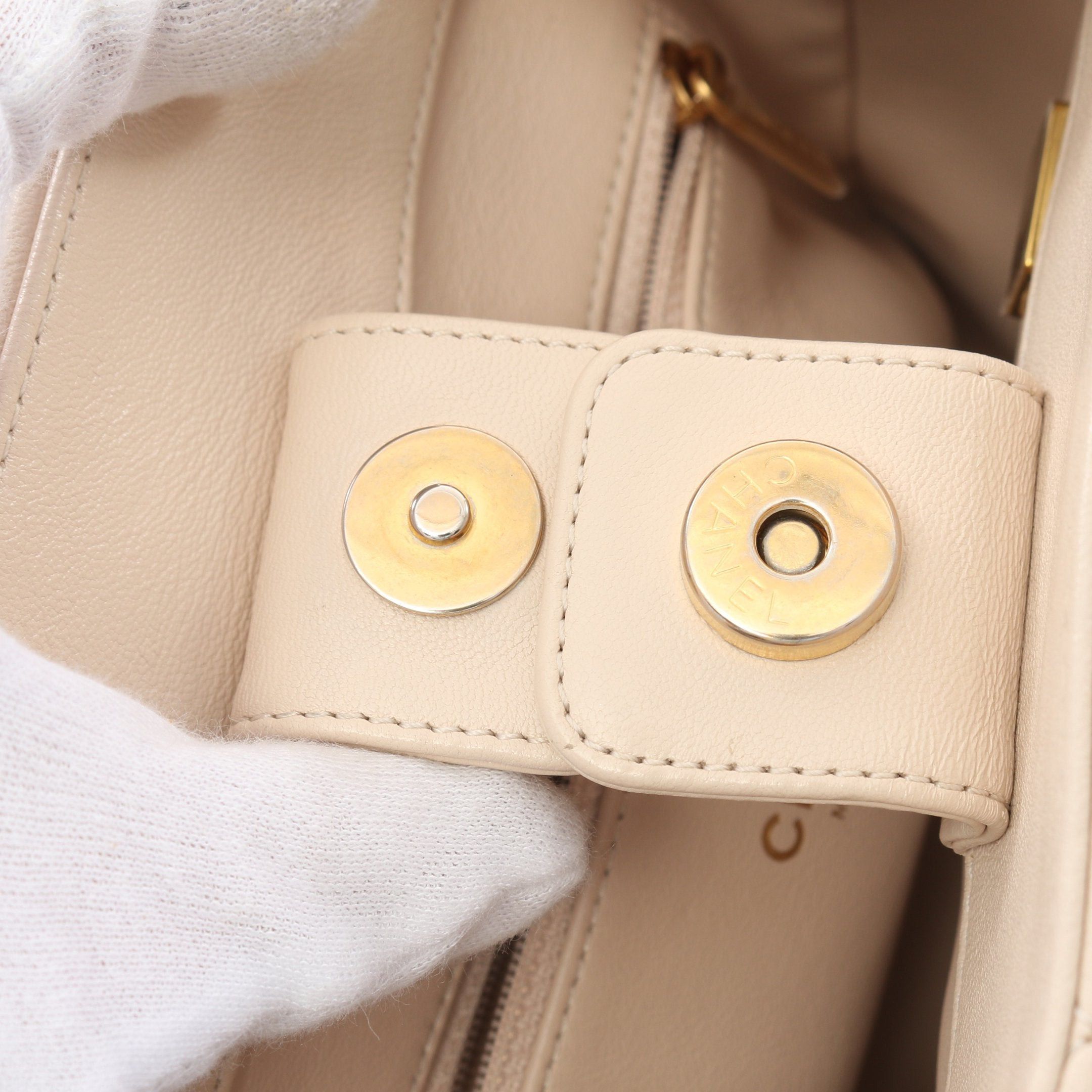 Chanel Chanel Small Bucket Bag Matelasse Chain Shoulder Lambskin Light Beige Gold Hardware Size ONE SIZE - 9 Thumbnail