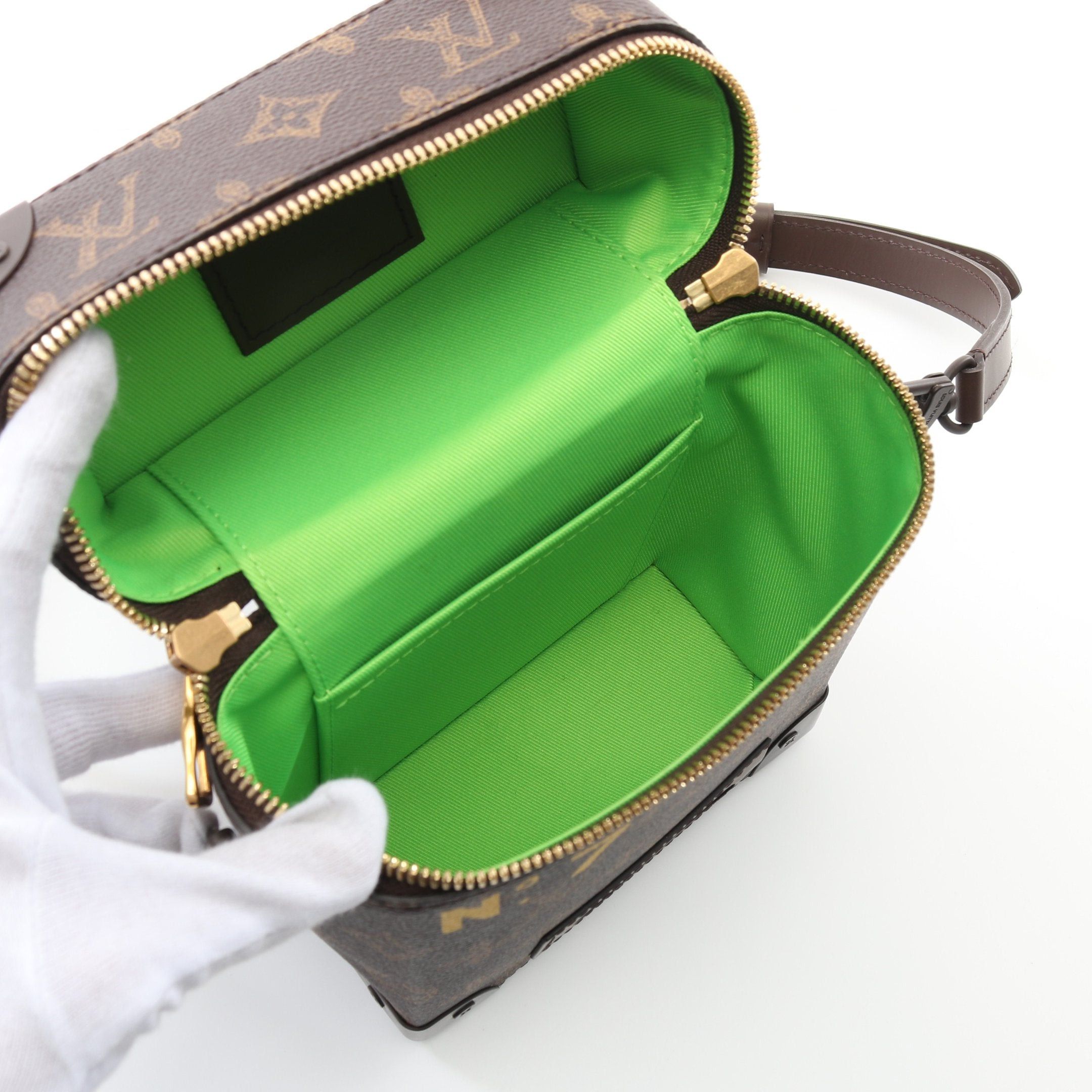 Louis Vuitton Louis Vuitton Vertical Box Trunk Monogram Handbag Leather Brown Light Green Size ONE SIZE - 3 Thumbnail
