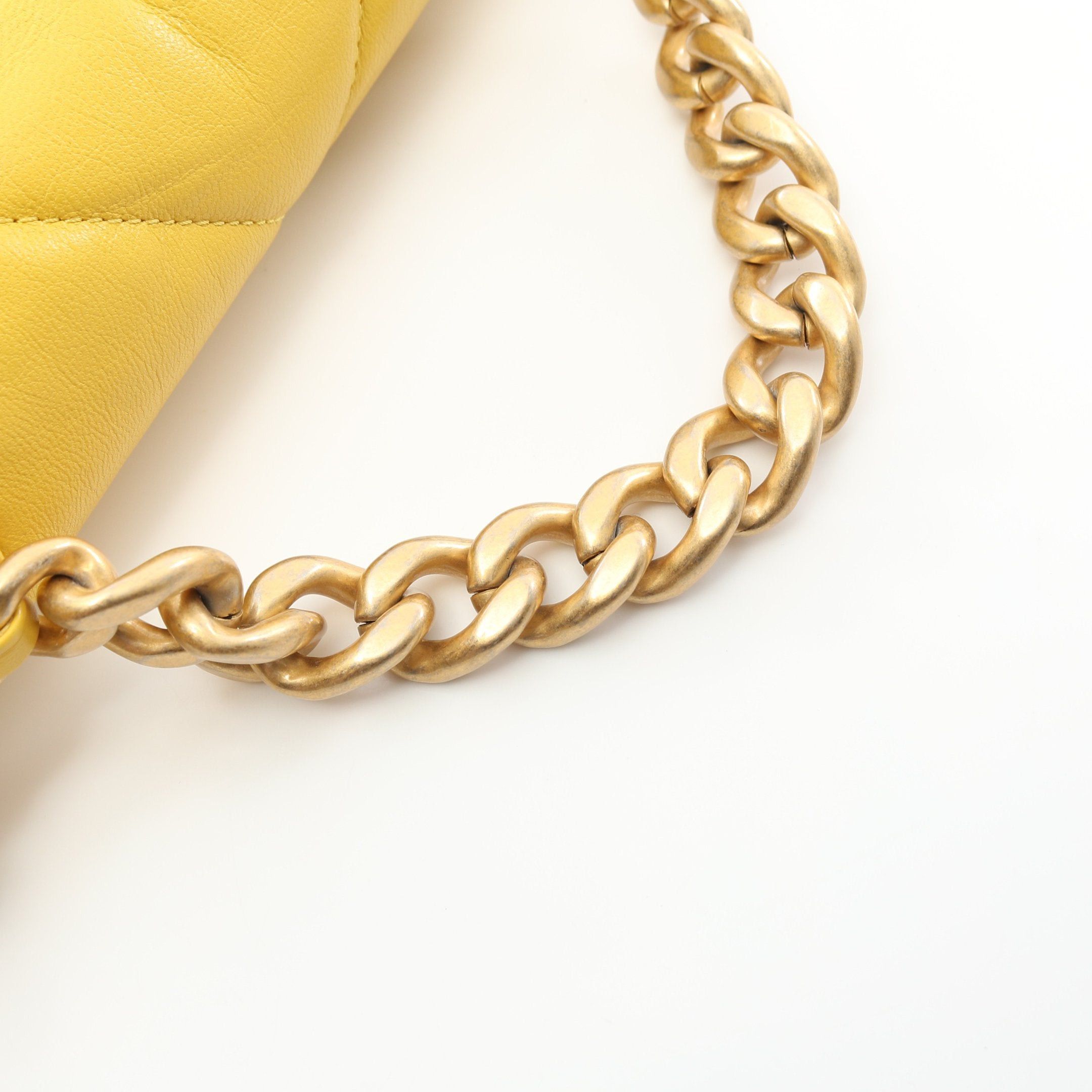 Chanel Chanel 19 Dizeneuf Matelasse Chain Shoulder Bag Lambskin Yellow Combination Metal Fittings Size ONE SIZE - 6 Thumbnail