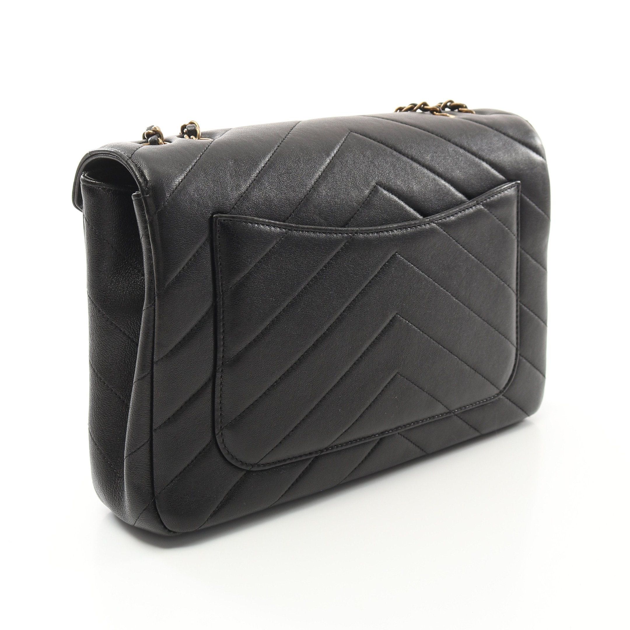 Chanel Chanel Chevron V-Stitch Chain Shoulder Bag Lambskin Black Antique Gold Hardware Size ONE SIZE - 2 Thumbnail
