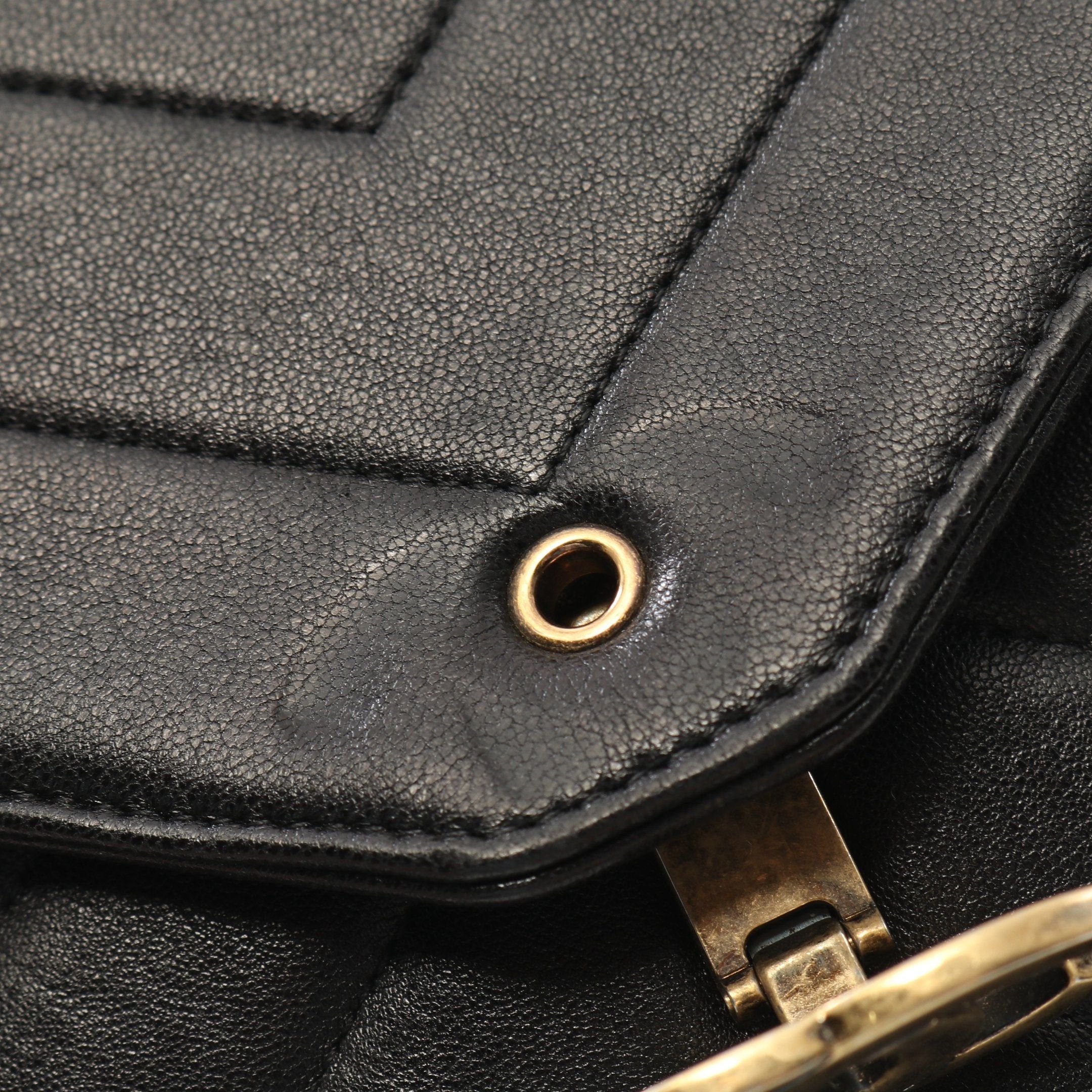 Chanel Chanel Chevron V-Stitch Chain Shoulder Bag Lambskin Black Antique Gold Hardware Size ONE SIZE - 9 Thumbnail