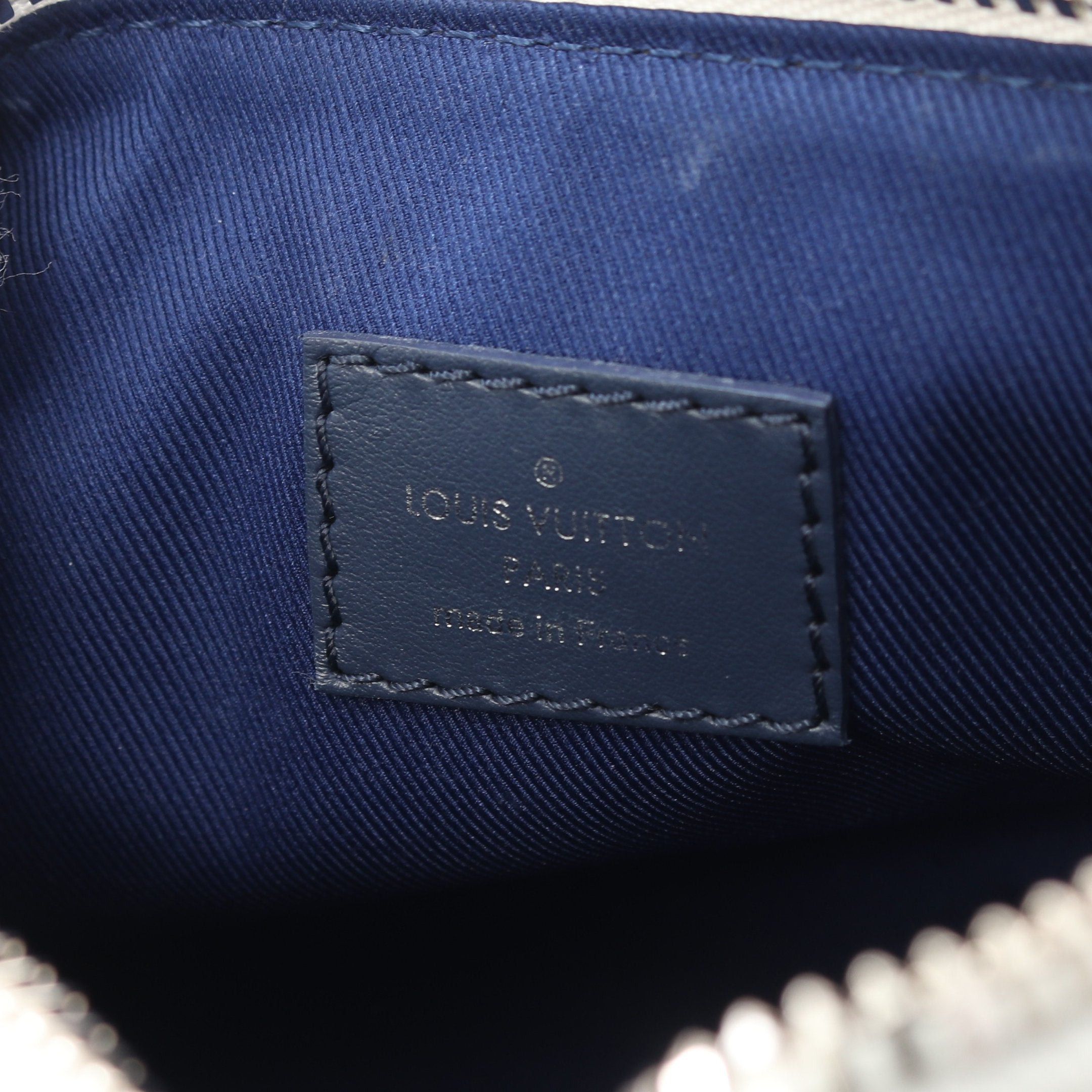 Louis Vuitton Louis Vuitton Keepall Xs Monogram Watercolor Handbag Leather White Navy Multicolor Size ONE SIZE - 4 Thumbnail
