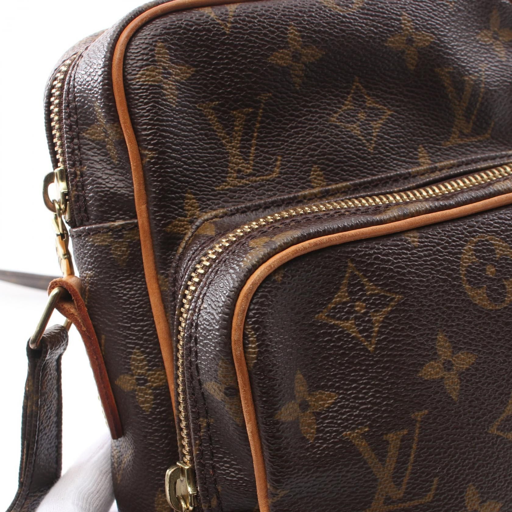 Louis Vuitton Louis Vuitton Amazon Monogram Shoulder Bag Leather Brown Size ONE SIZE - 10 Thumbnail
