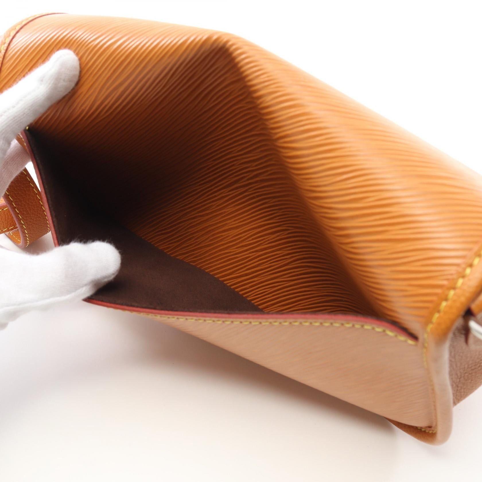 Louis Vuitton Louis Vuitton Busi Nm Epi Goldmiel Shoulder Bag Leather Light Brown Size ONE SIZE - 5 Thumbnail