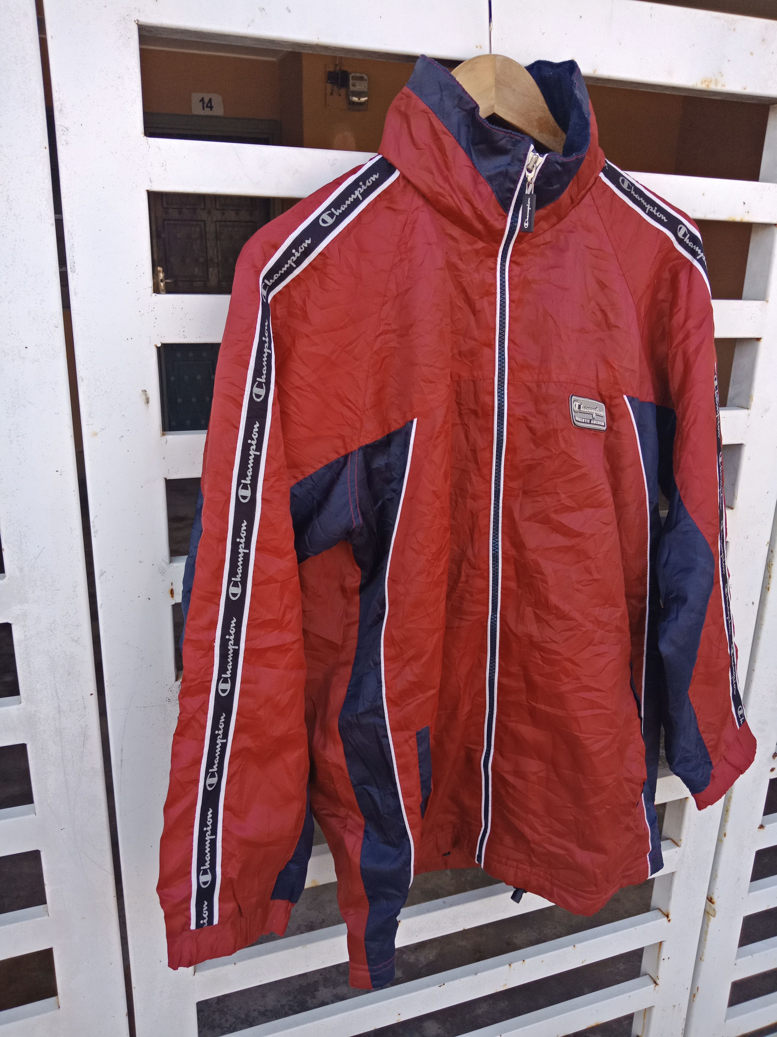 Champion Champion Side Tap Spell Out Big Logo Light Jacket Size US M / EU 48-50 / 2 - 4 Thumbnail