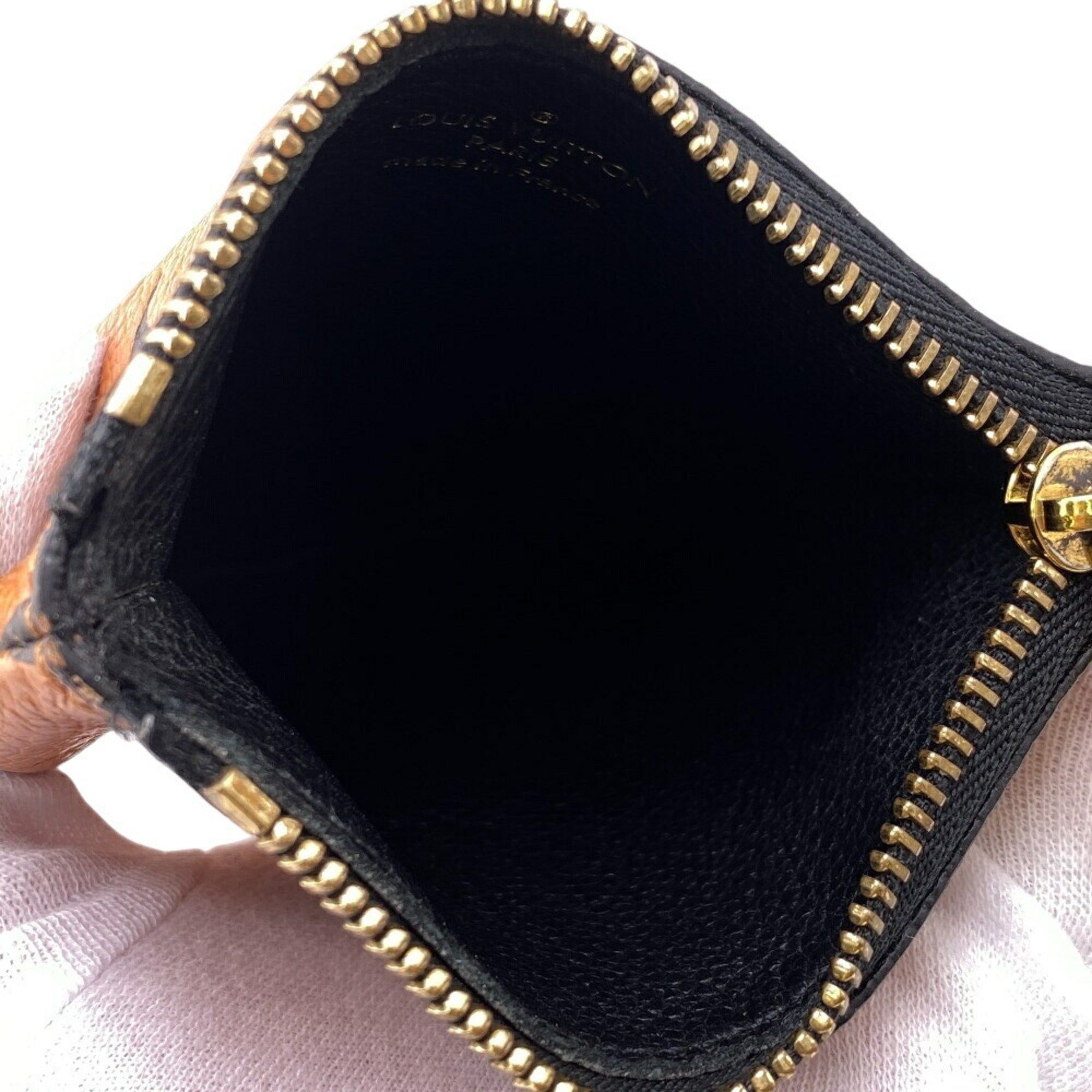 Louis Vuitton Trio clutch