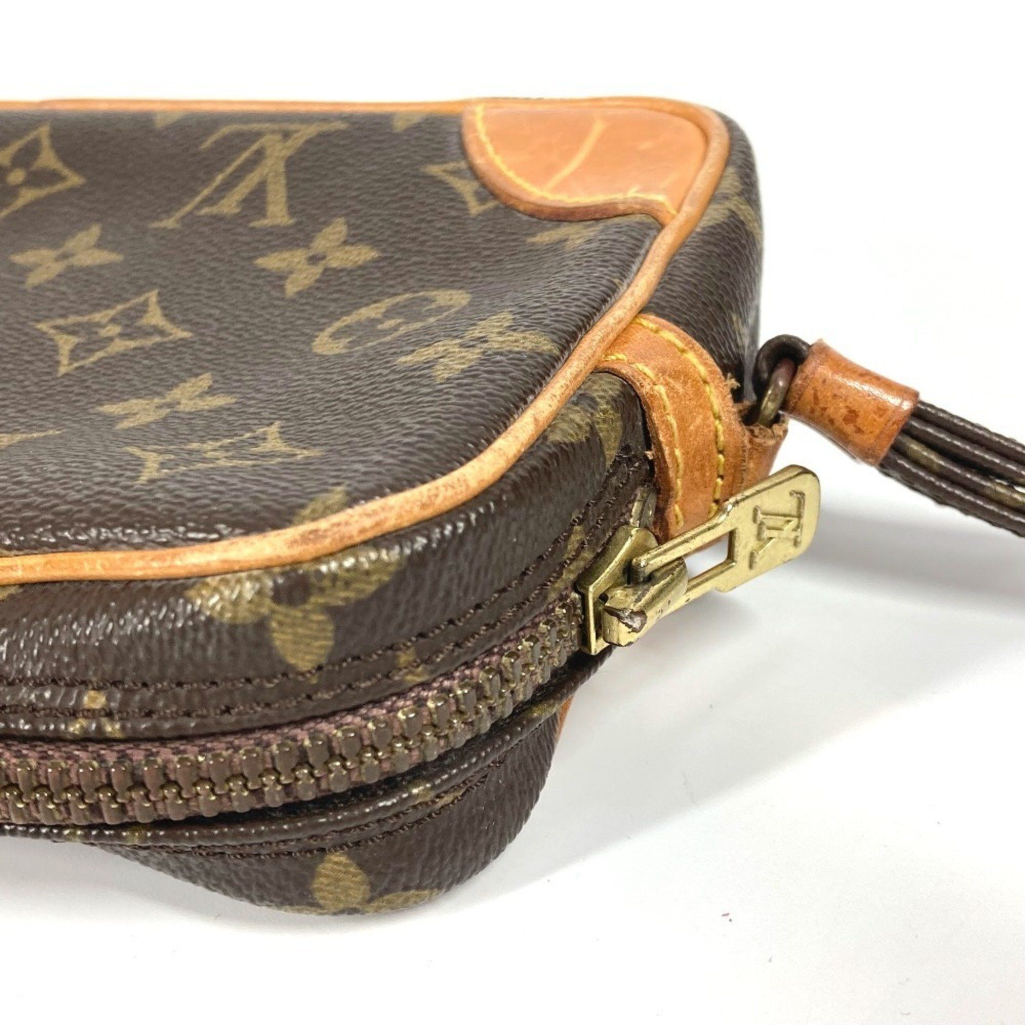Louis Vuitton Louis Vuitton Marly Dragonne clutch Size ONE SIZE - 11 Thumbnail