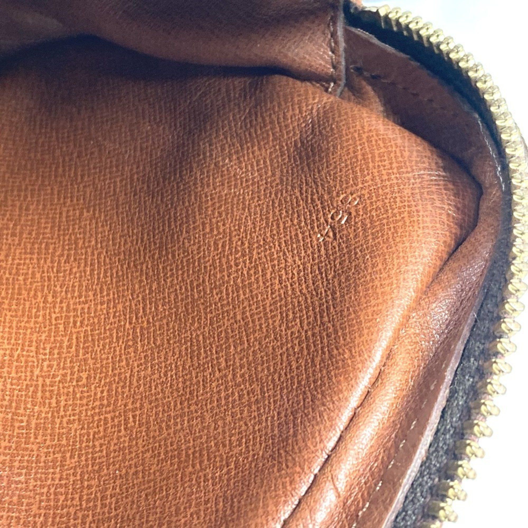 Louis Vuitton Louis Vuitton Marly Dragonne clutch Size ONE SIZE - 18 Thumbnail