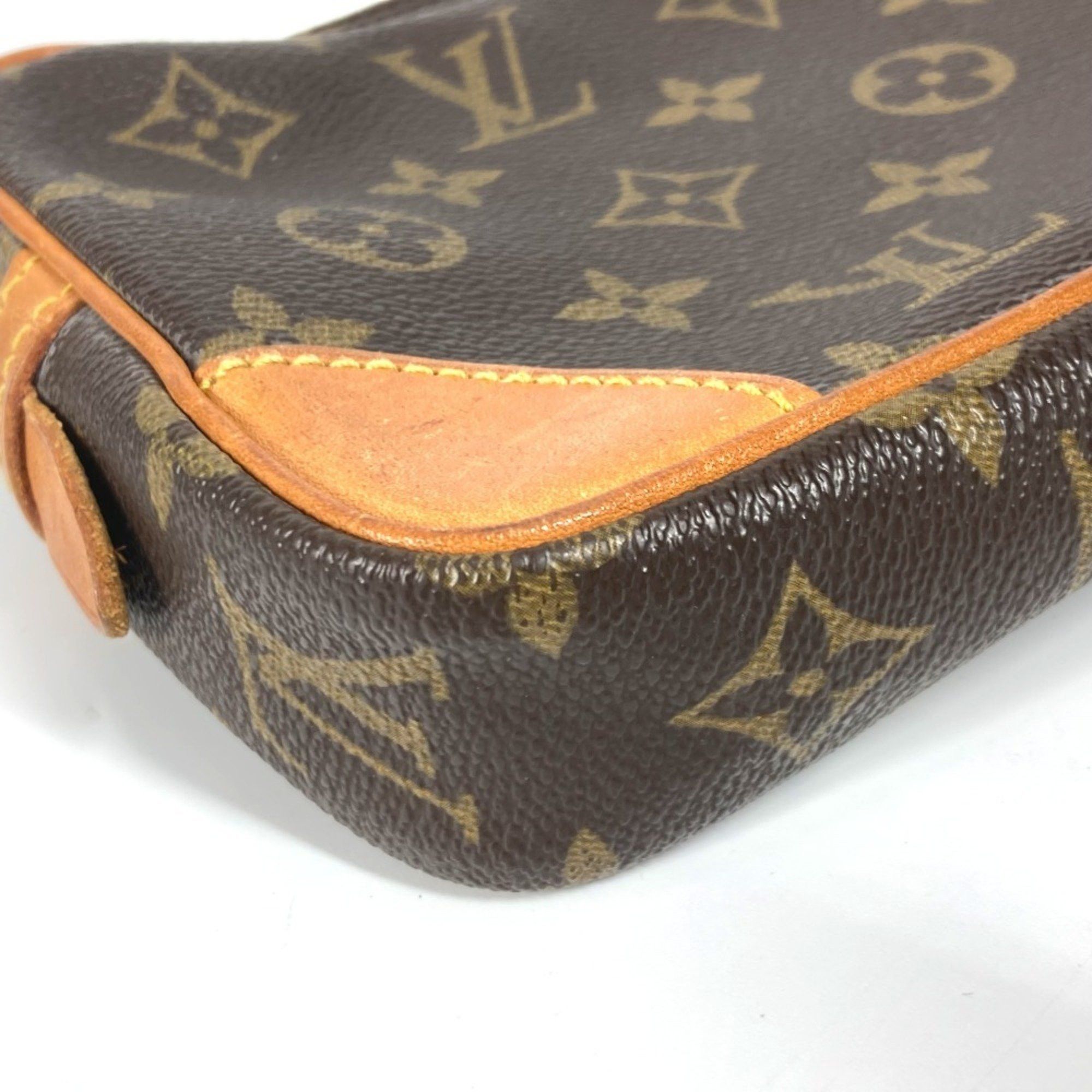 Louis Vuitton Louis Vuitton Marly Dragonne clutch Size ONE SIZE - 9 Thumbnail