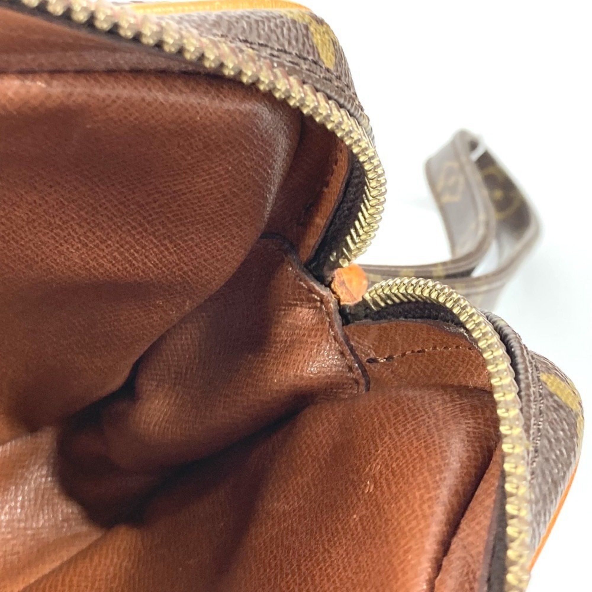 Louis Vuitton Louis Vuitton Marly Dragonne clutch Size ONE SIZE - 16 Thumbnail