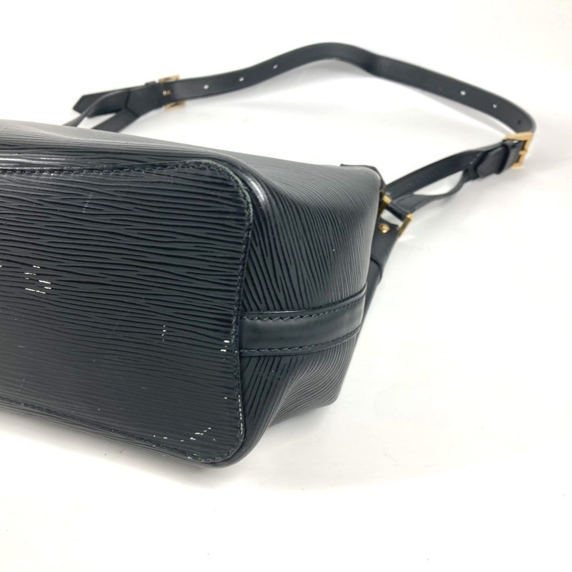Louis Vuitton Louis Vuitton Mandala shoulder Size ONE SIZE - 7 Thumbnail
