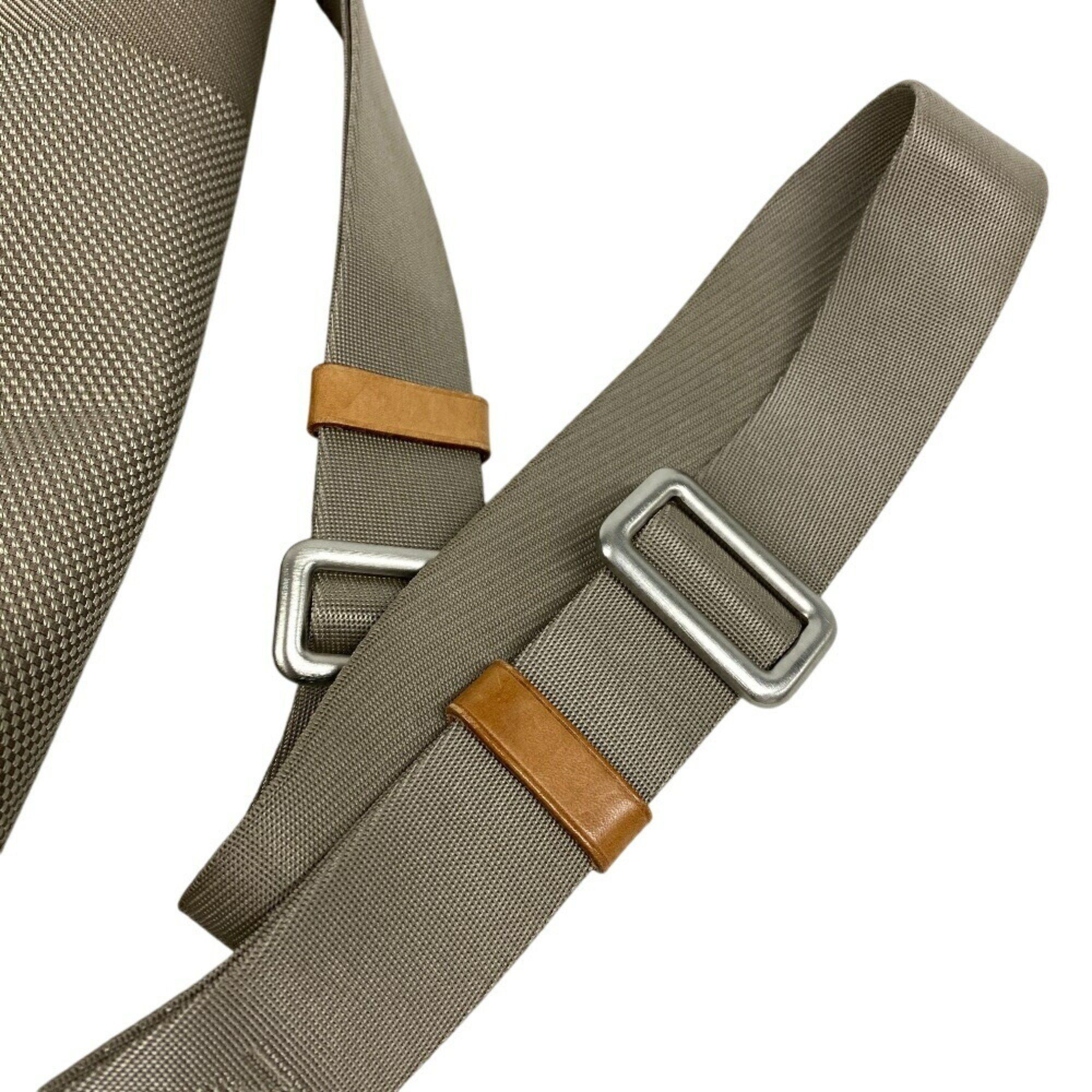 Louis Vuitton Louis Vuitton Geant shoulder Size ONE SIZE - 3 Thumbnail