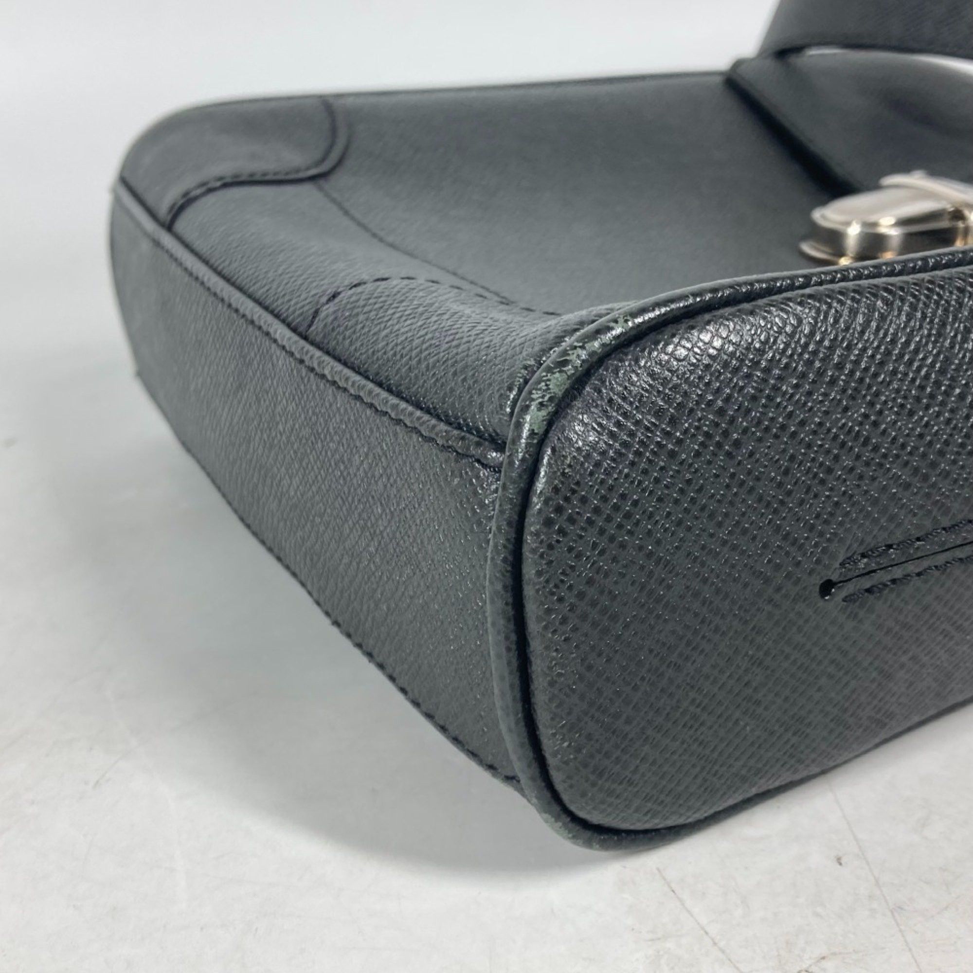 Louis Vuitton Louis Vuitton Luka shoulder Size ONE SIZE - 8 Thumbnail