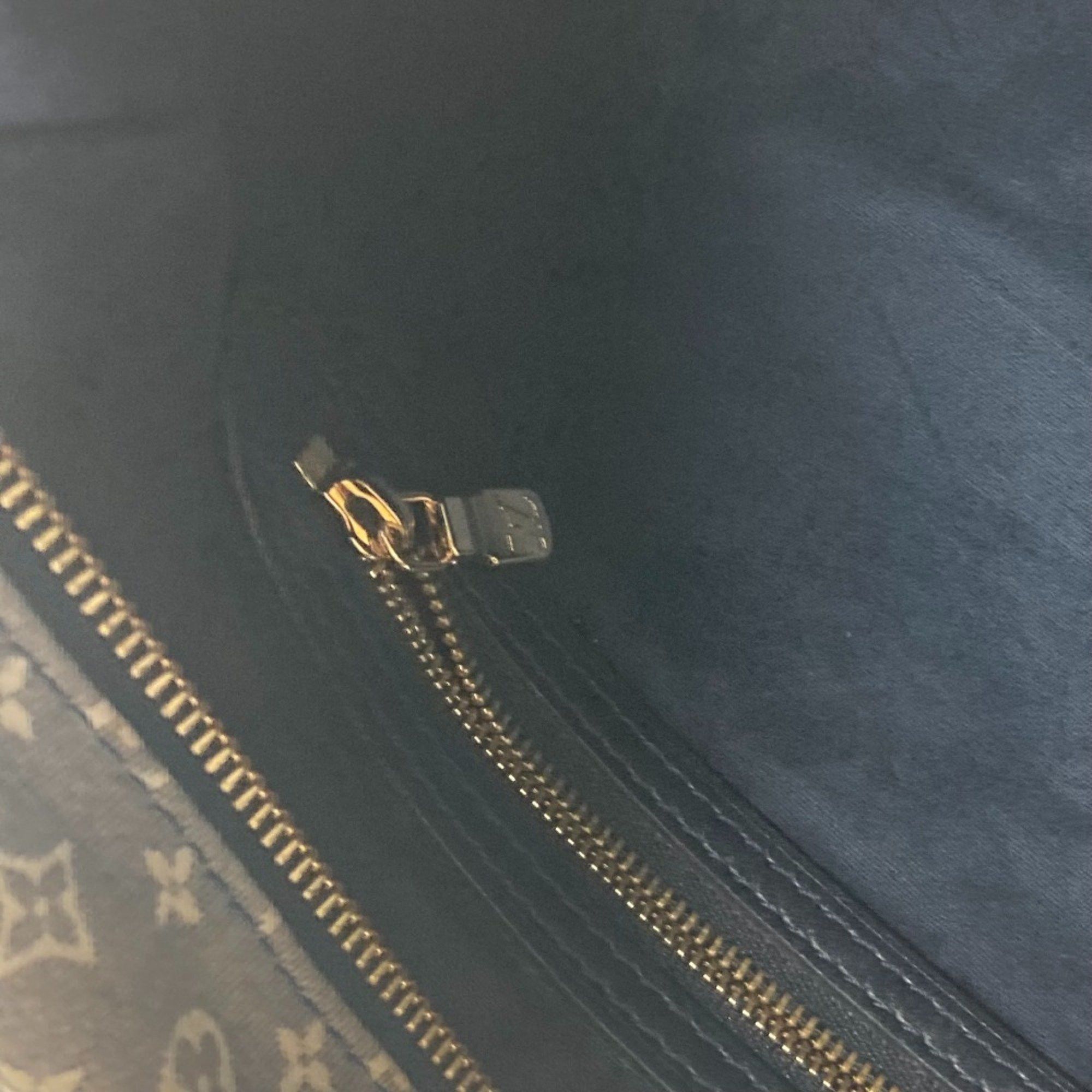 Louis Vuitton Louis Vuitton ballad shoulder Size ONE SIZE - 12 Thumbnail