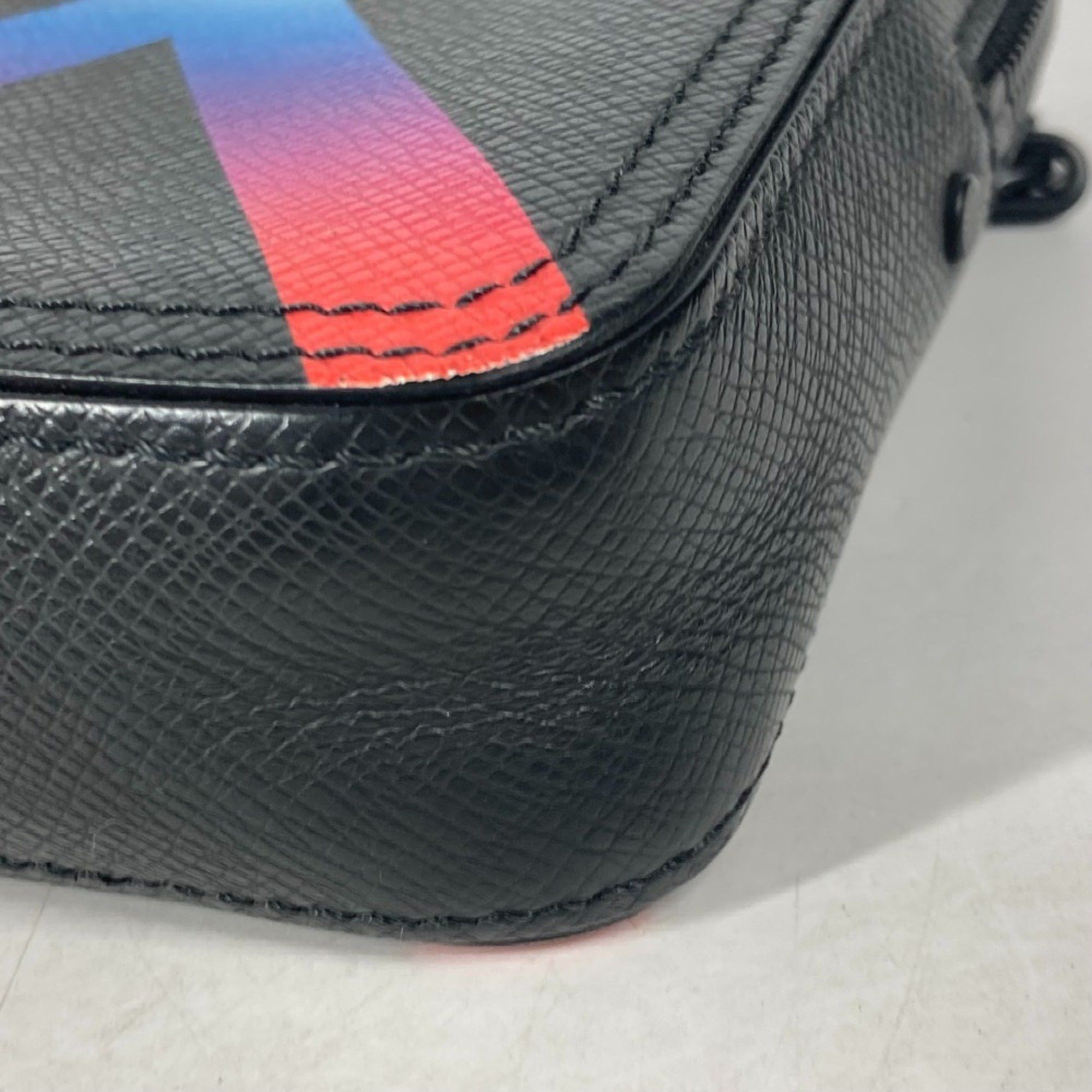 Louis Vuitton Louis Vuitton Danube clutch Size ONE SIZE - 10 Thumbnail