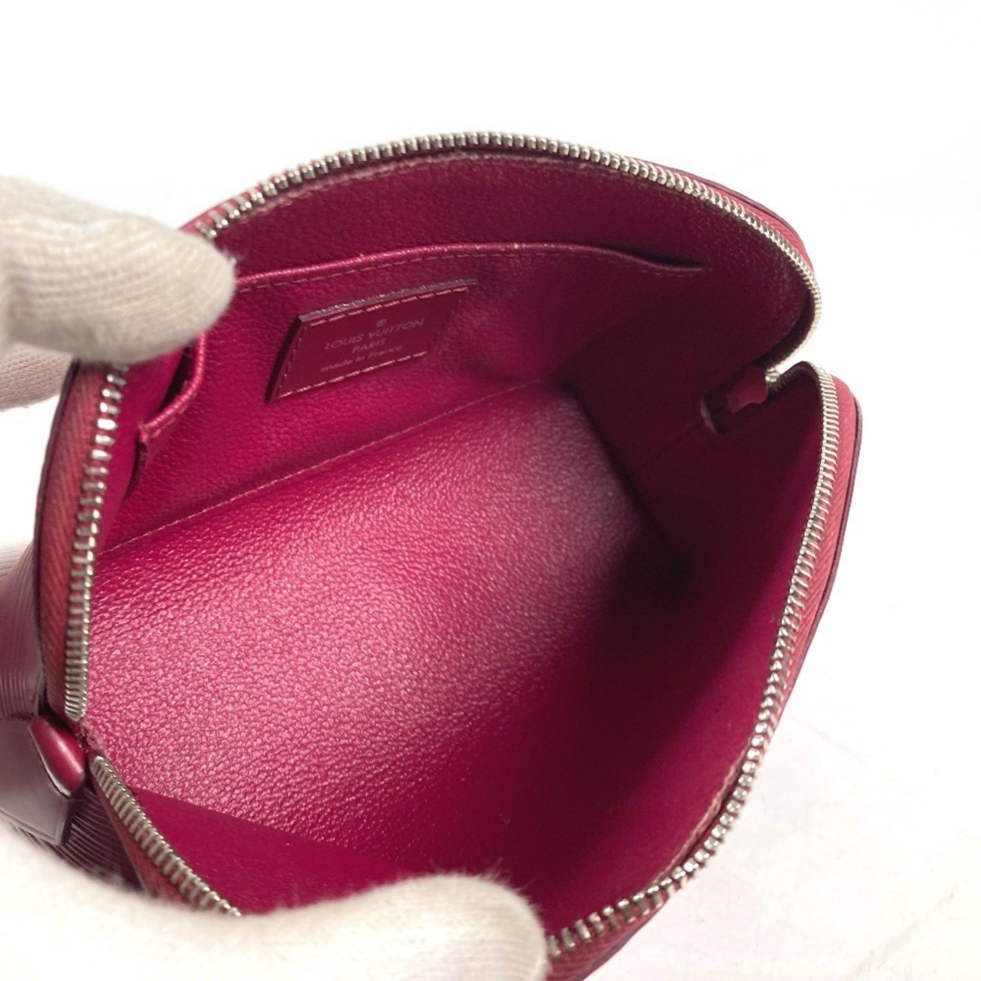 Louis Vuitton Louis Vuitton Cosmetic Pouch clutch Size ONE SIZE - 17 Thumbnail